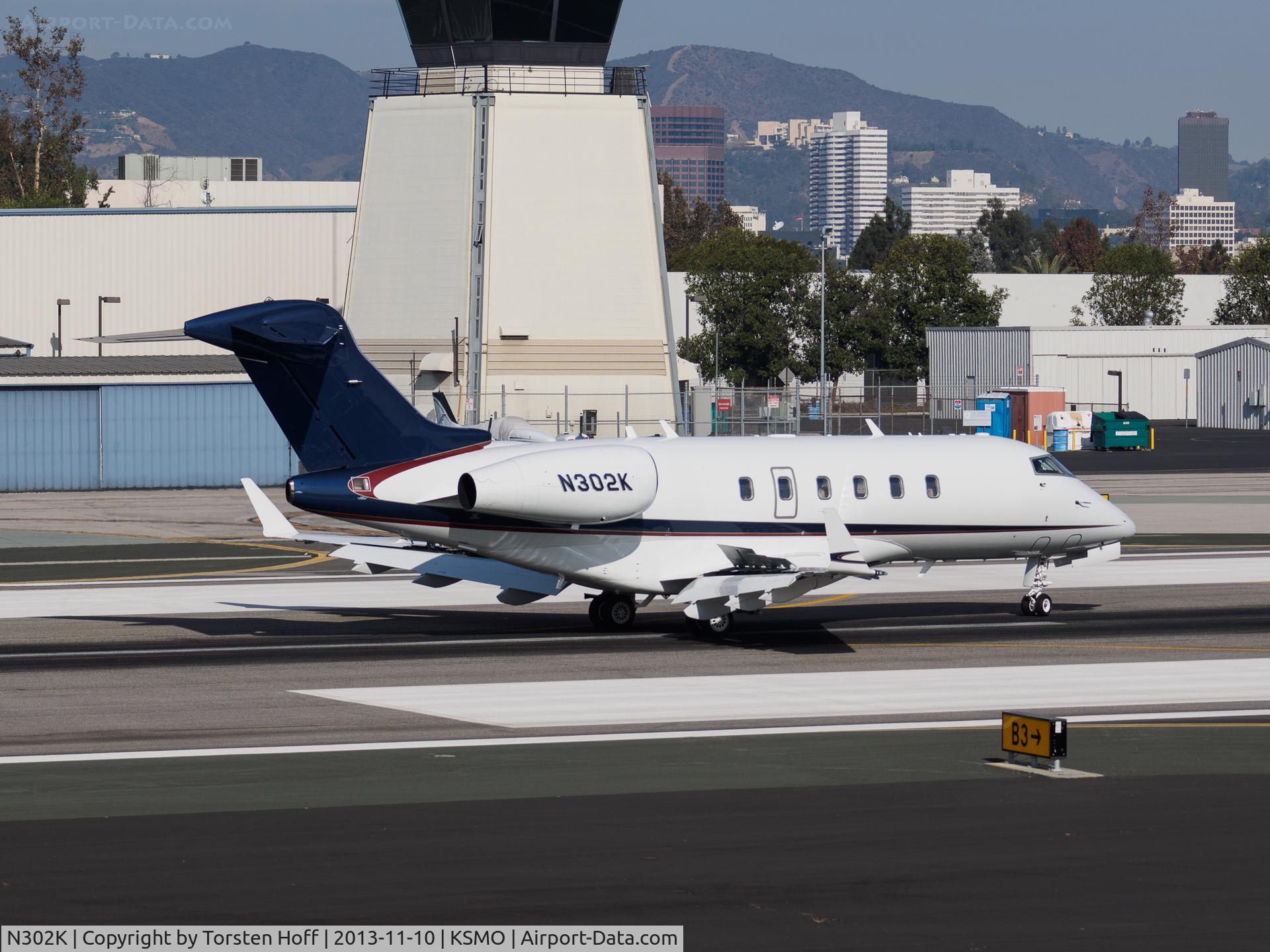 N302K, Bombardier Challenger 300 (BD-100-1A10) C/N 20267, N302K arriving on RWY 03