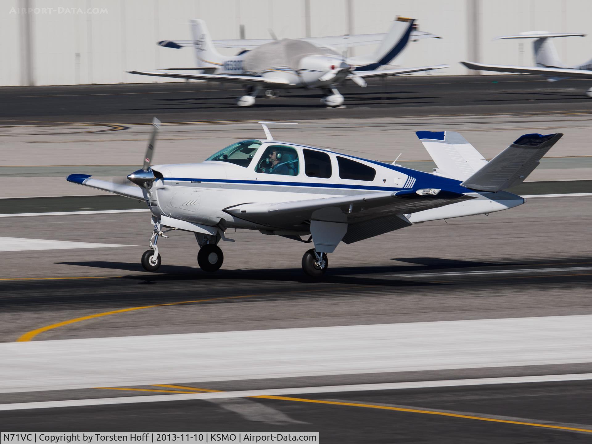 N71VC, 1979 Beech V35B Bonanza C/N D-10288, N71VC arriving on RWY 21