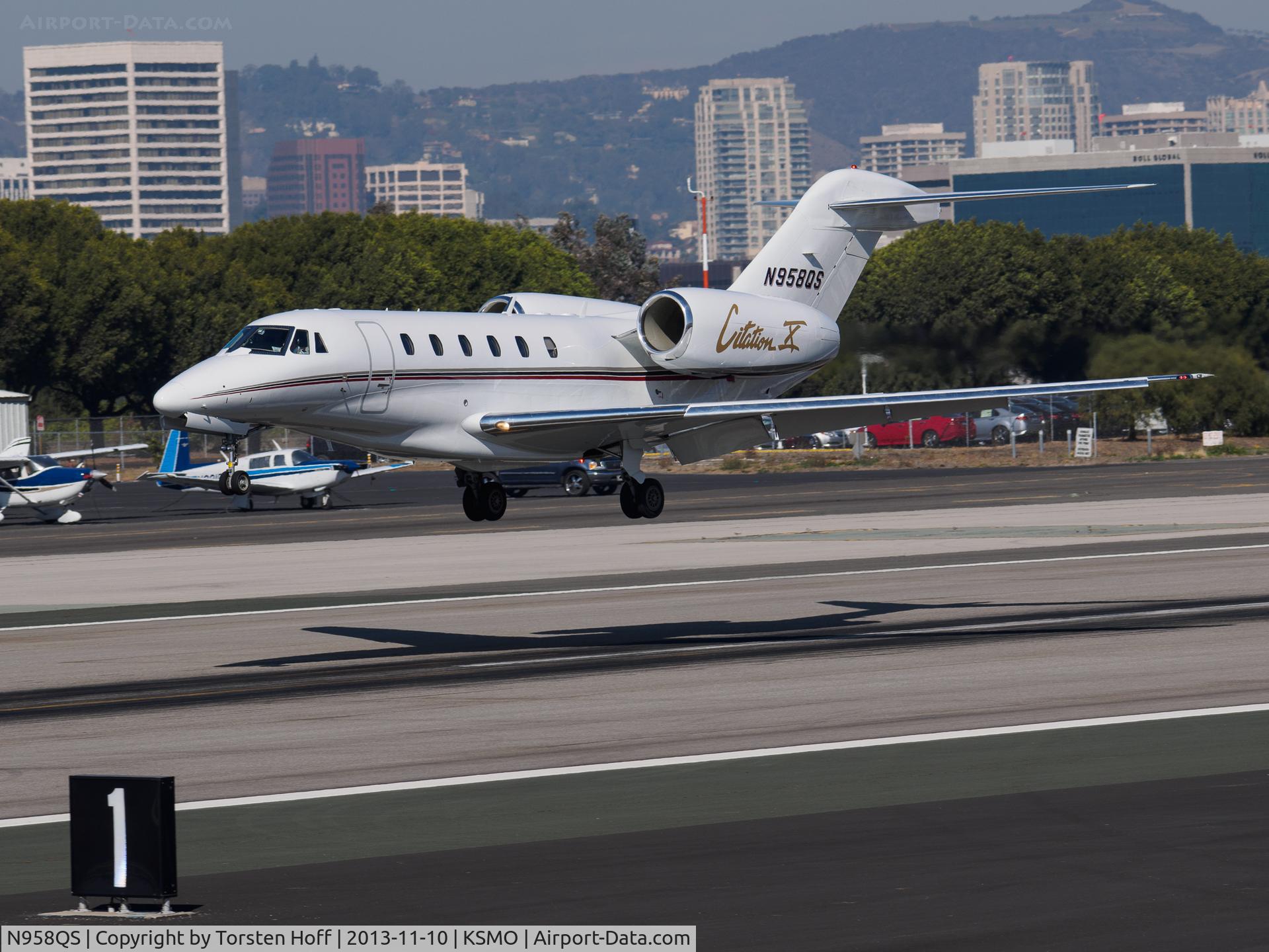 N958QS, 2001 Cessna 750 Citation X Citation X C/N 750-0158, N958QS arriving on RWY 21