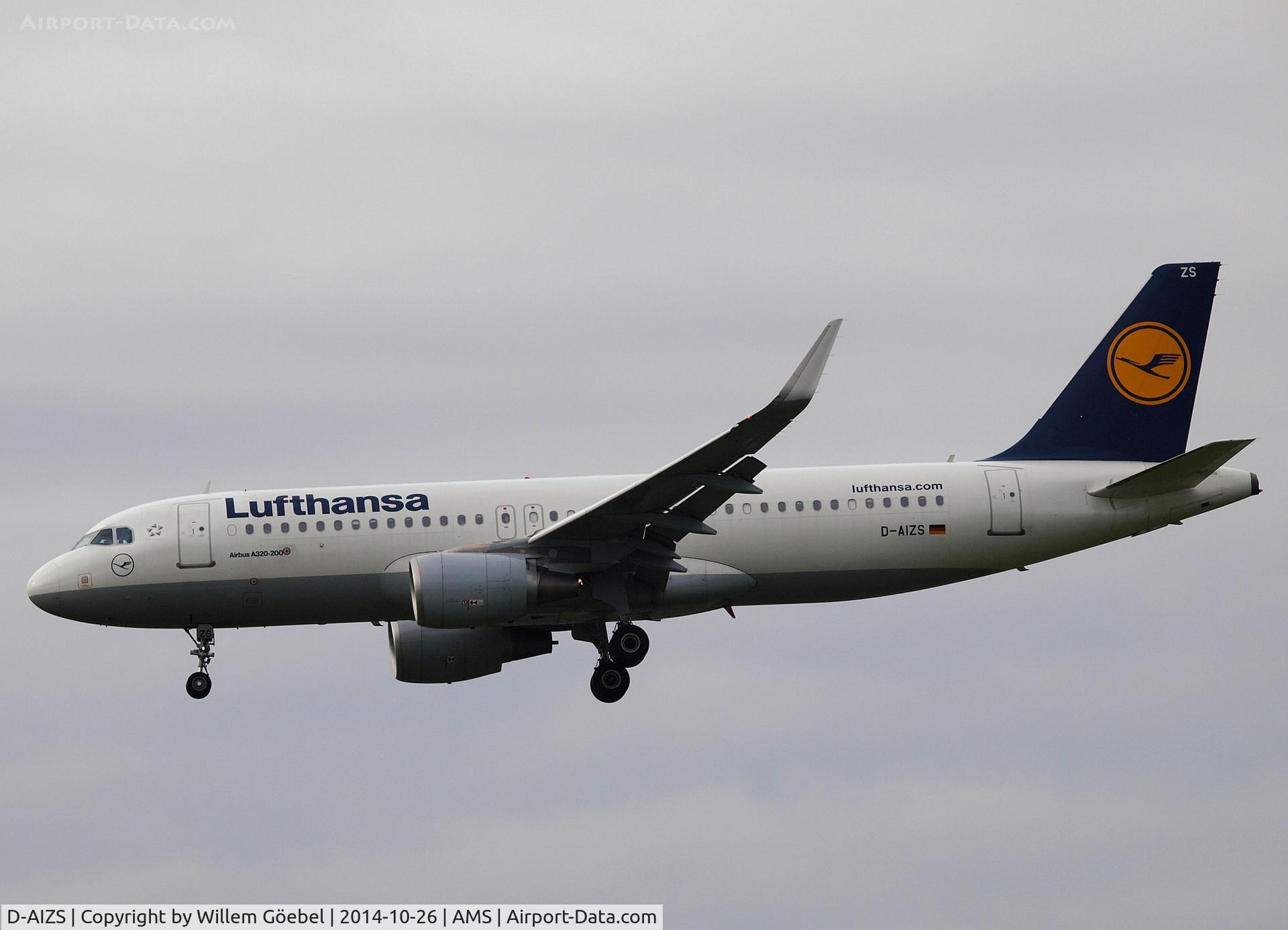 D-AIZS, 2013 Airbus A320-214 C/N 5557, Landing on runway 18C of Amsterdam Airport