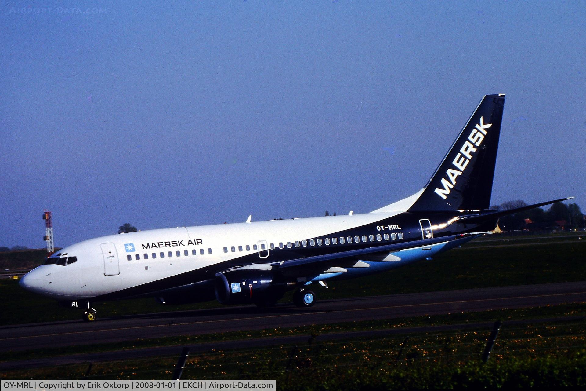 OY-MRL, 2002 Boeing 737-7L9 C/N 28011, OY-MRL in CPH MAY04