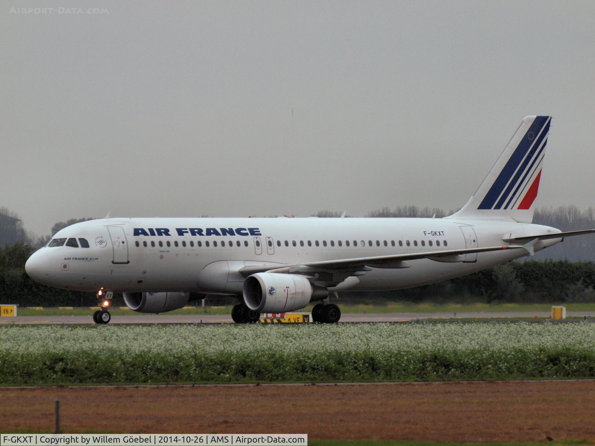F-GKXT, 2009 Airbus A320-214 C/N 3859, Taxi to the gate of Schiphol Airport