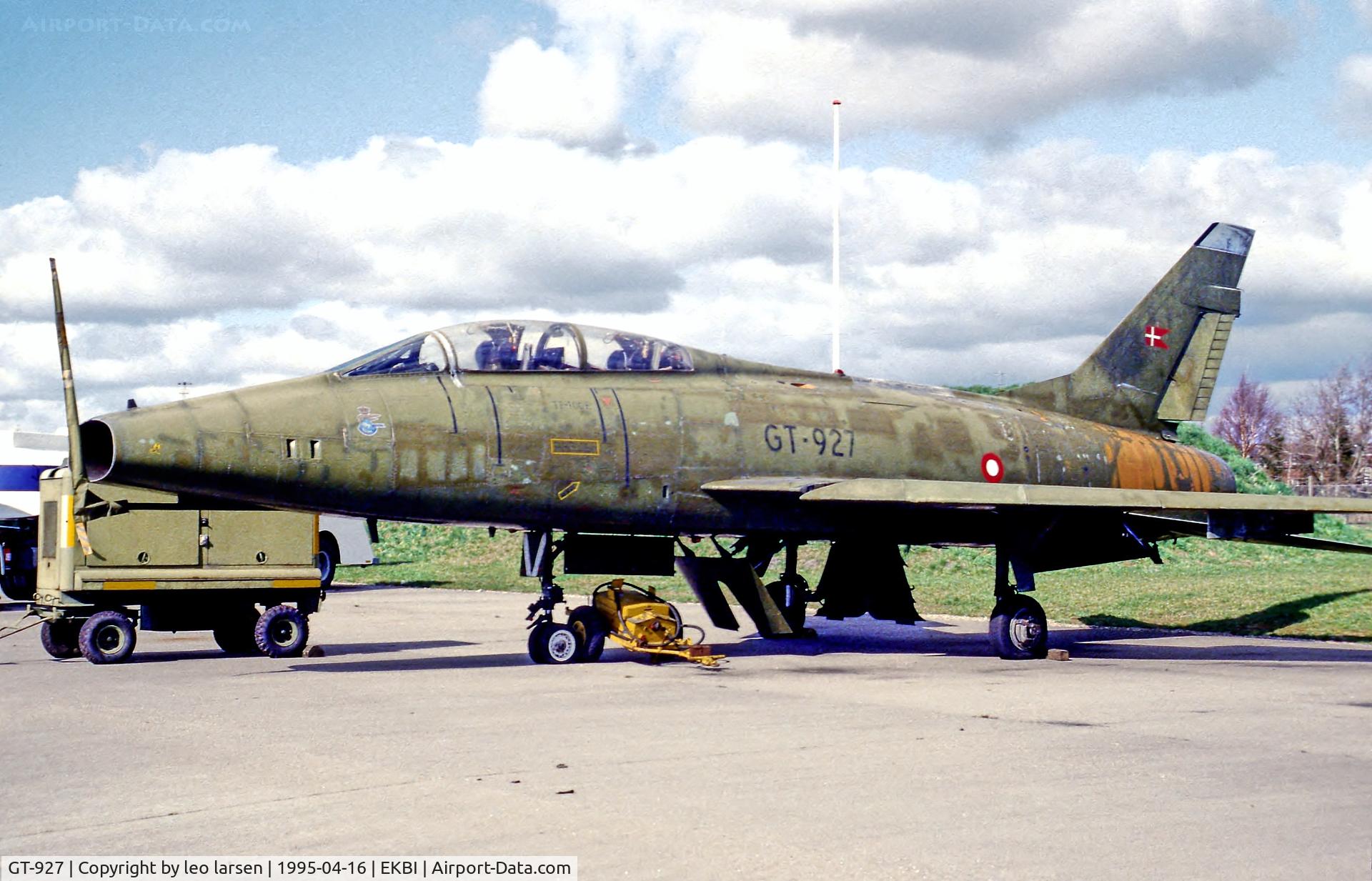 GT-927, 1956 North American TF-100F Super Sabre C/N 243-203, Billund Museum16.4.95