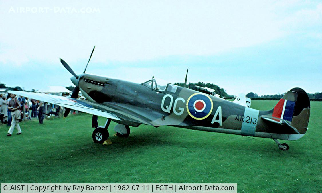 G-AIST, 1941 Supermarine 300 Spitfire Mk1A C/N WASP/20/2, Supermarine Spitfire Mk.Ia [WASP/20/2] Old Warden~G 11/07/1982. From a slide.