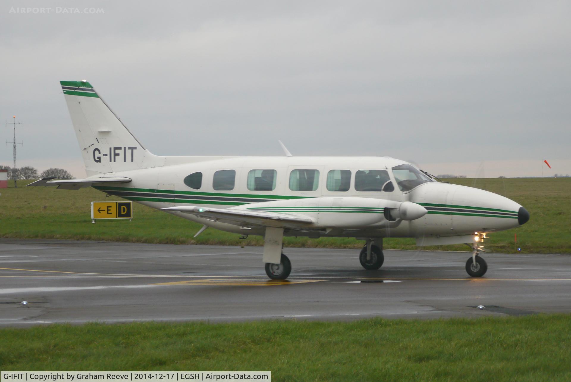 G-IFIT, 1980 Piper PA-31-350 Chieftain C/N 31-8052078, About to depart from Norwich.