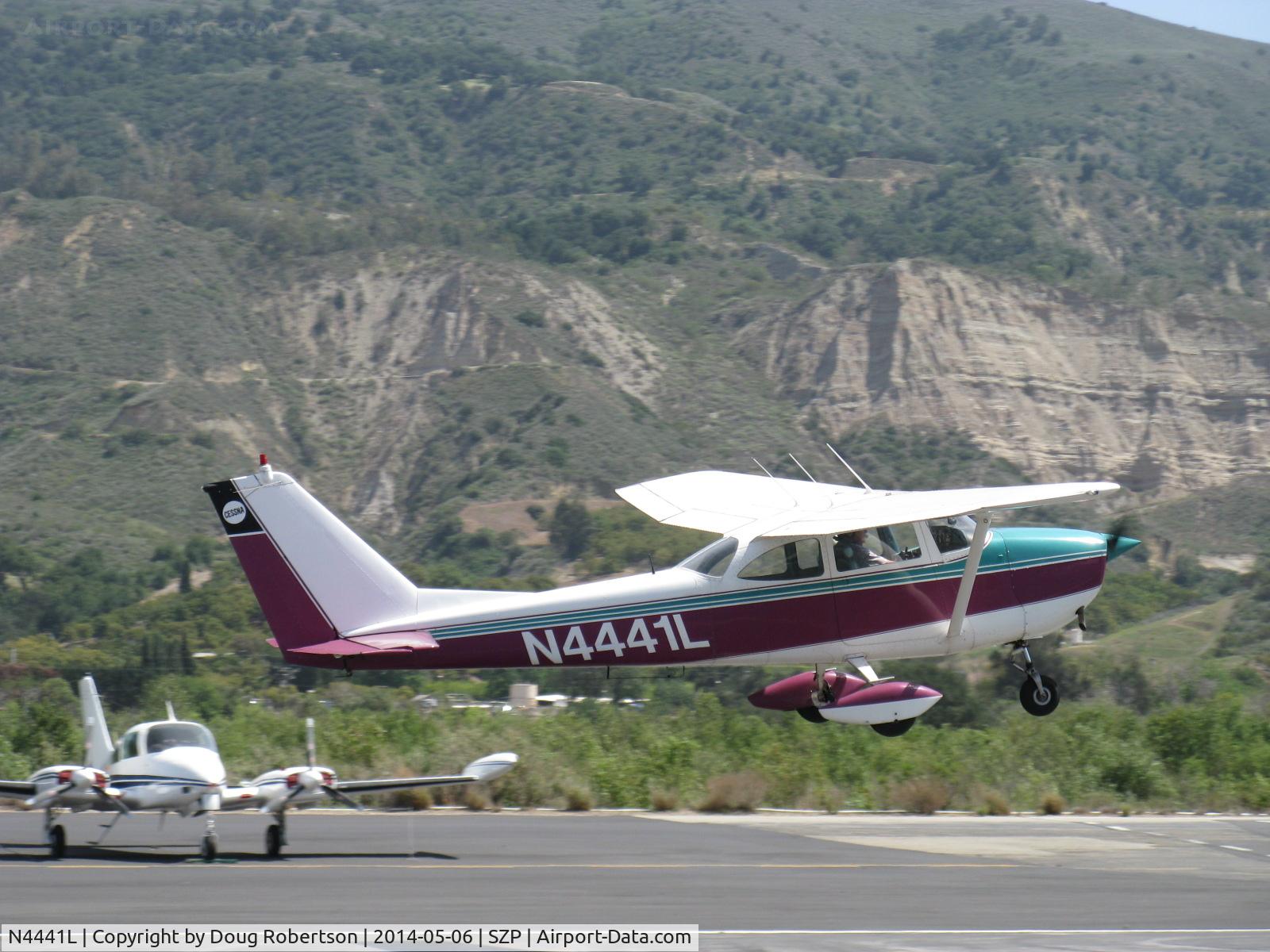 N4441L, 1966 Cessna 172G C/N 17254534, 1966 Cessna 172G SKYHAWK, Continental O-300 145 Hp 6 cylinder, takeoff climb Rwy 22
