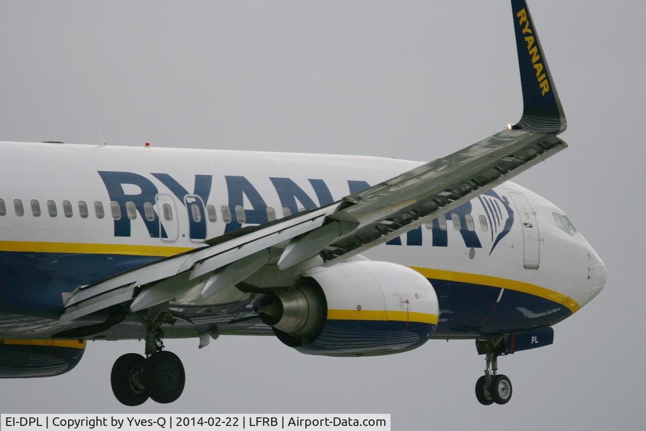 EI-DPL, 2007 Boeing 737-8AS C/N 33611, Boeing 737-8AS, On final rwy 25L, Brest-Bretagne airport (LFRB-BES)