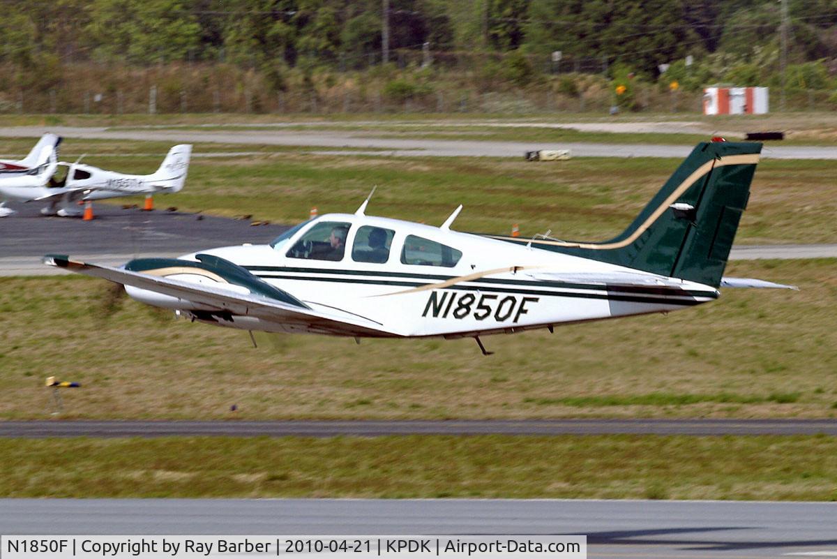 N1850F, 1981 Beech E-55 Baron C/N TE-1195, Beech 95-E55 Baron [TE-1195] Atlanta-Dekalb Peachtree~N 21/04/2010