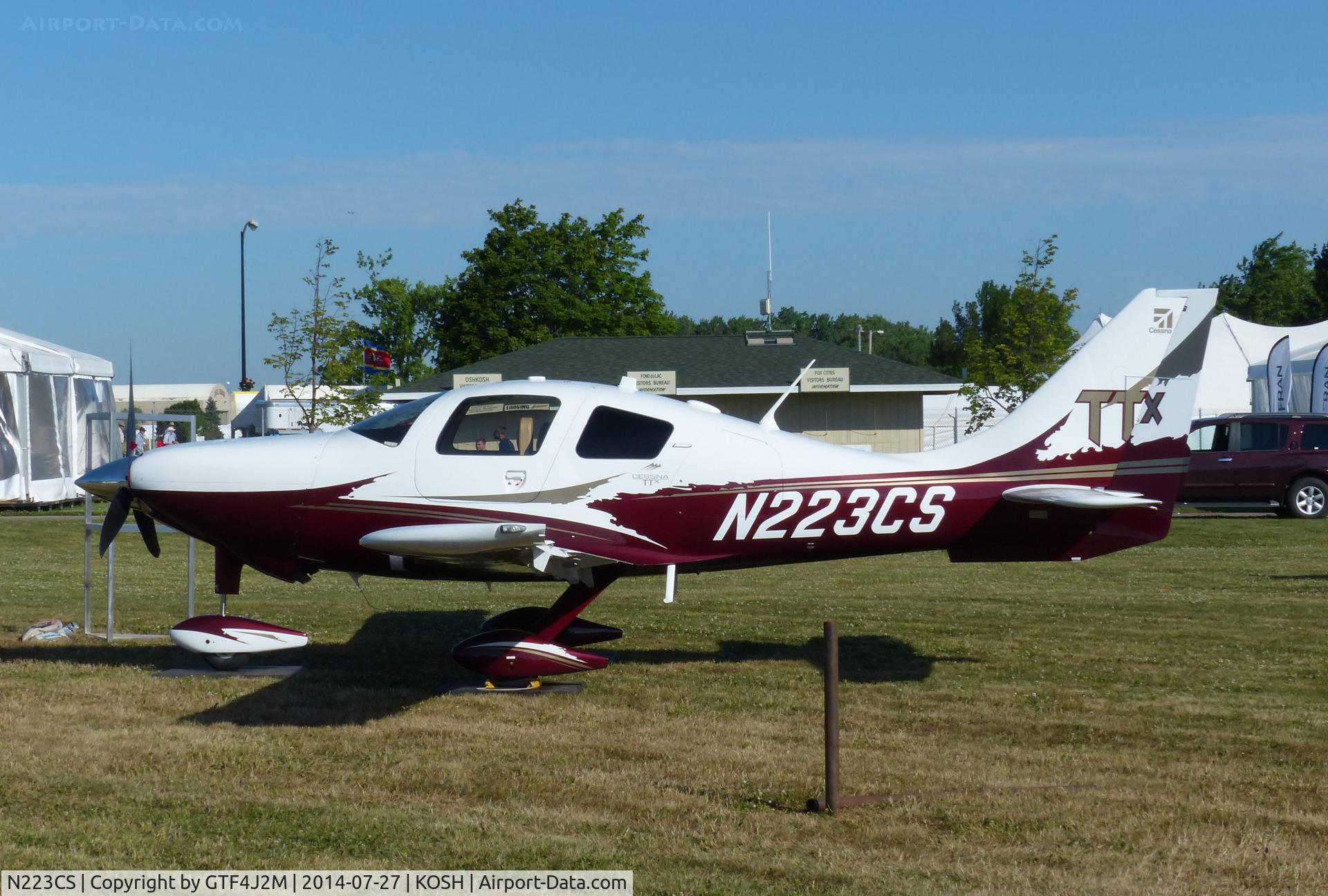 N223CS, 2013 Cessna T240 TTx C/N T24002017, N223CS   at Oskosh 27.7.14