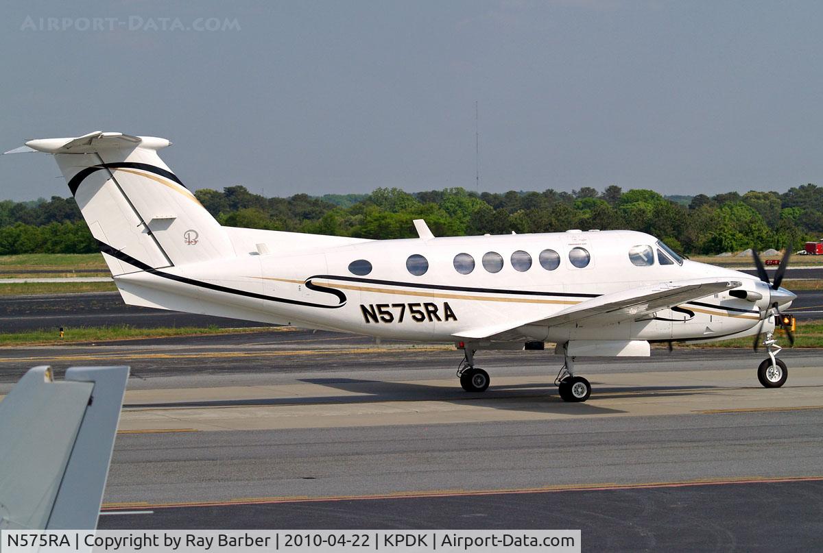 N575RA, 1980 Beech 200 Super King Air C/N BB-575, Beech 200 Super King Air [BB-575] Atlanta-Dekalb Peachtree~N 22/04/2010