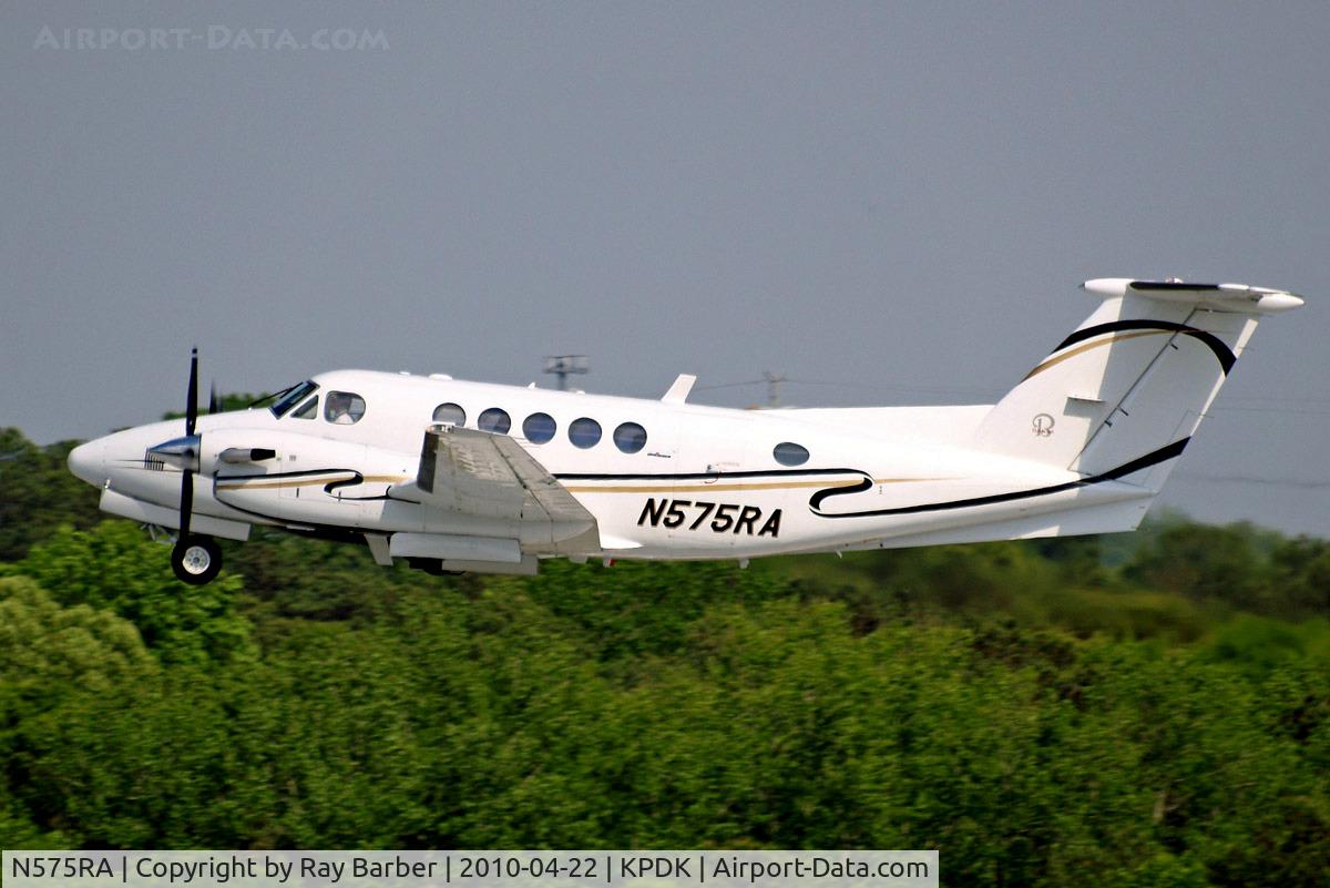 N575RA, 1980 Beech 200 Super King Air C/N BB-575, Beech 200 Super King Air [BB-575] Atlanta-Dekalb Peachtree~N 22/04/2010