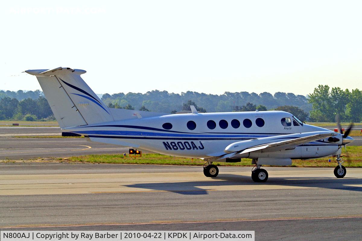 N800AJ, 2001 Raytheon B200 King Air C/N BB-1789, Beech B200 Super King Air [BB-1789] Atlanta-Dekalb Peachtree~N 22/04/2010