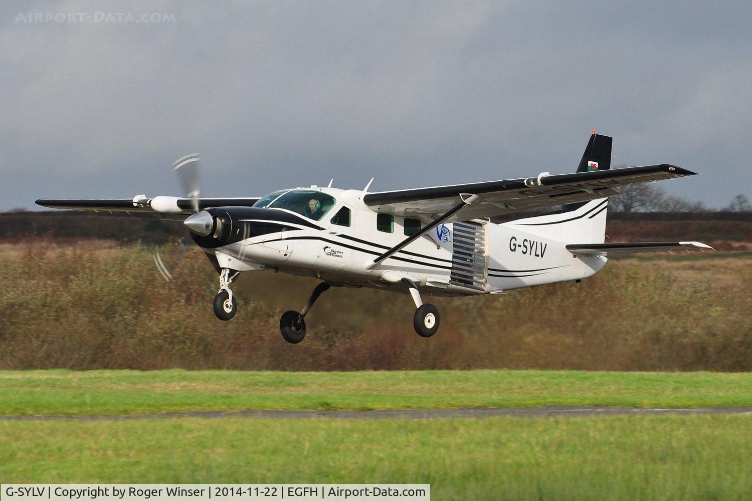 G-SYLV, 2002 Cessna 208B  Grand Caravan C/N 208B0936, Resident aircraft departing Runway 22.