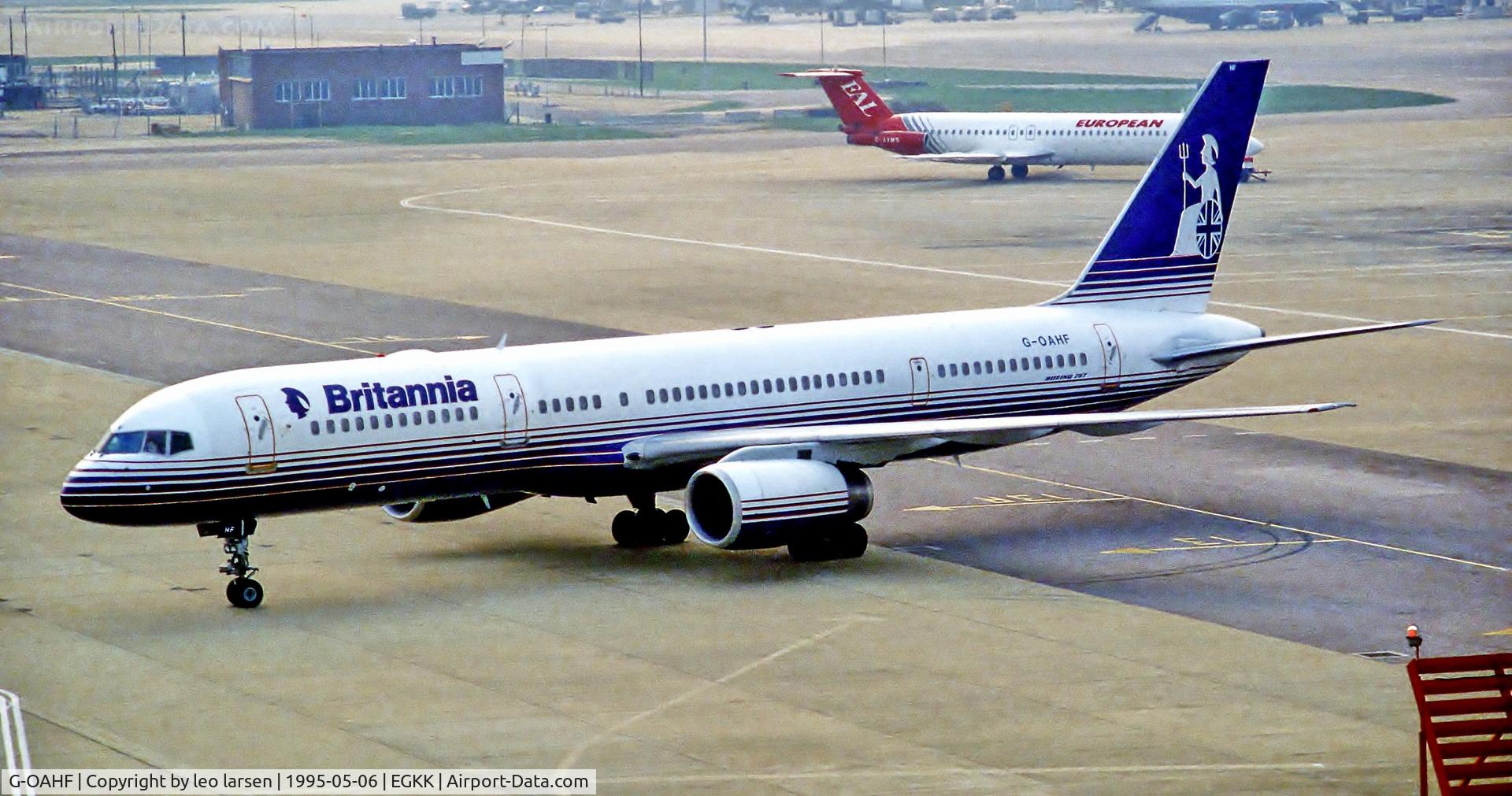 G-OAHF, 1988 Boeing 757-27B C/N 24136, London Gatwick 6.5.95.ex OY-SHF
