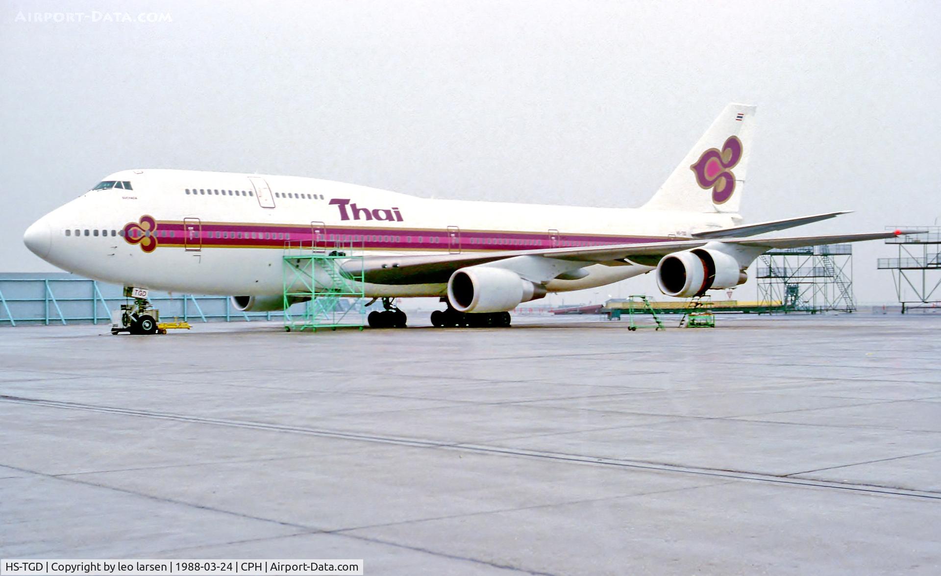 HS-TGD, Boeing 747-3D7 C/N 23721, Copenhagen 24.3.88