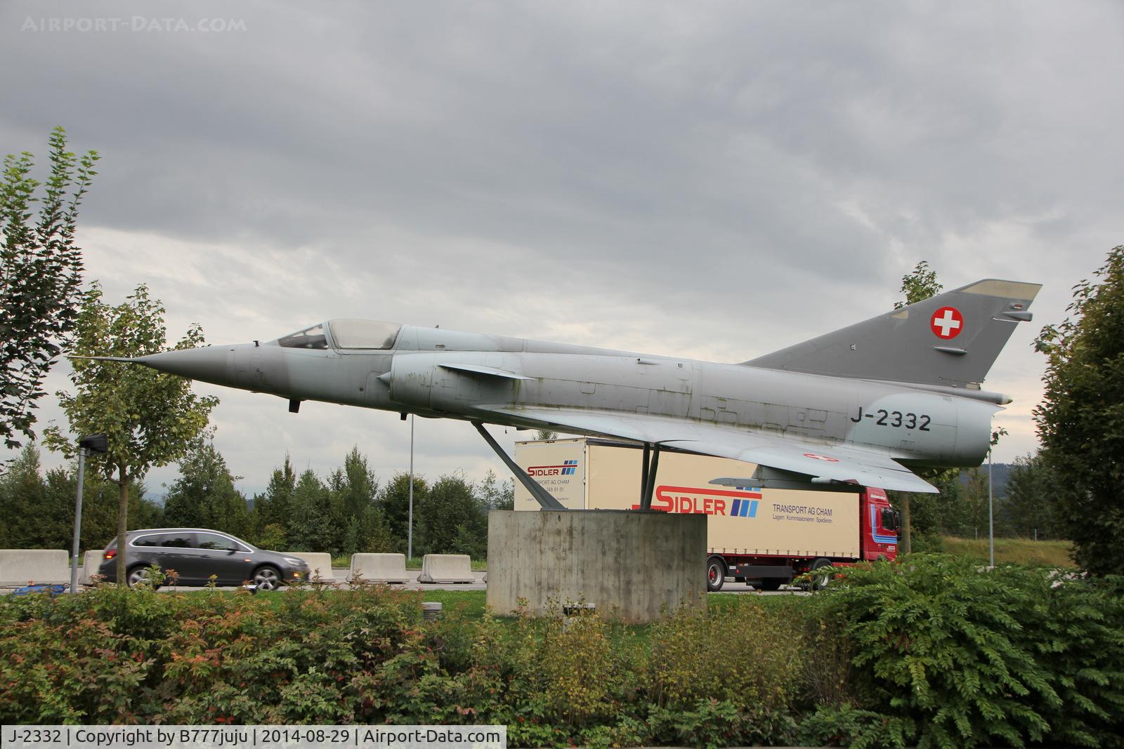 J-2332, Dassault (F+W Emmen) Mirage IIIS C/N 17-26-129/1031, preserved at Estavayer-le-Lac fuel station