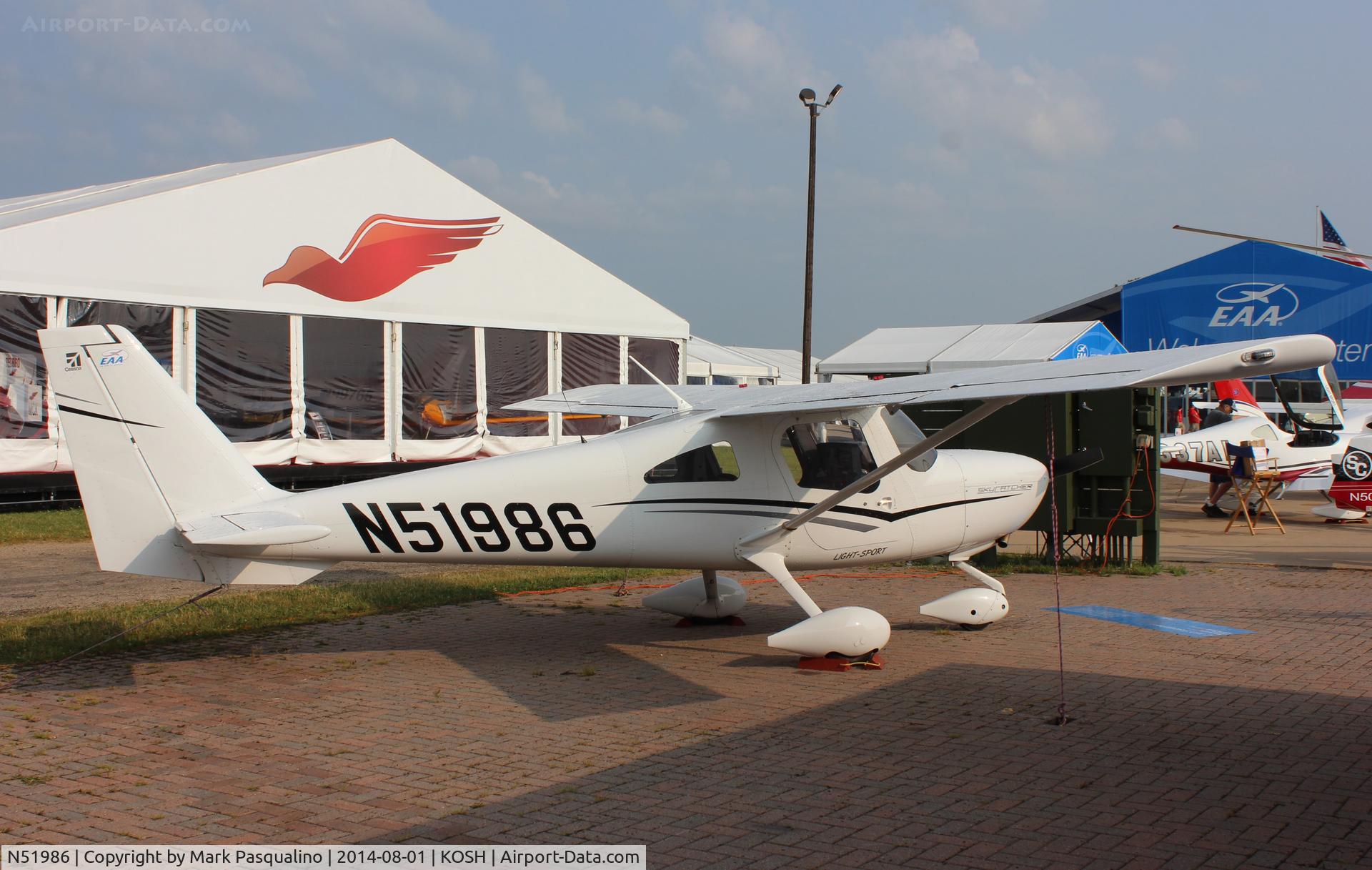 N51986, Cessna 162 Skycatcher C/N 16200004, Cessna 162