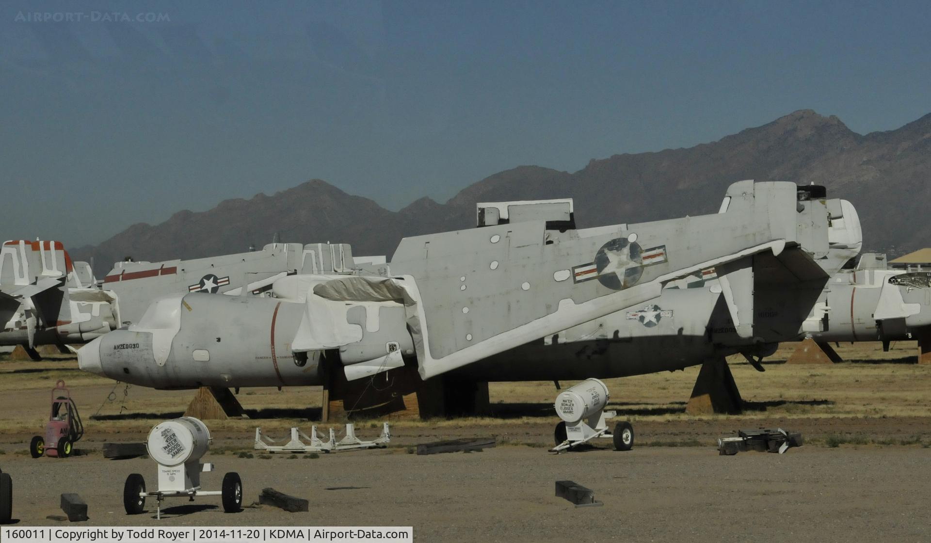 160011, Grumman E-2C Hawkeye C/N A033, Getting parted out at the 
