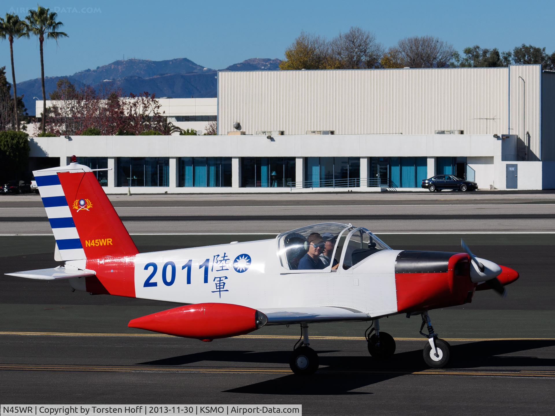 N45WR, Pazmany PL-1 C/N 183, N45WR taxiing