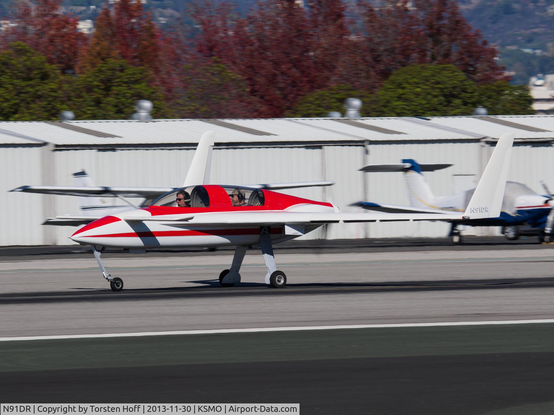 N91DR, 2003 Berkut 360 C/N 001, N91DR departing from RWY 21