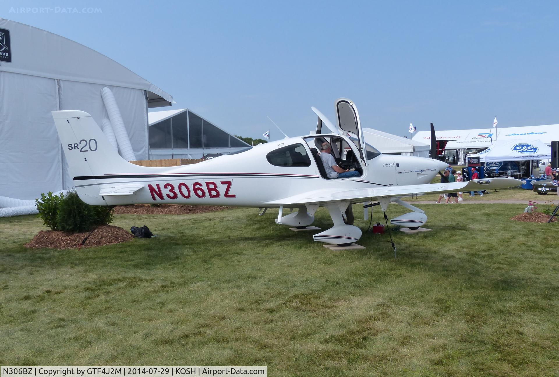 N306BZ, 2014 Cirrus SR20 C/N 2258, N306BZ   at Oshkosh 29.7.14