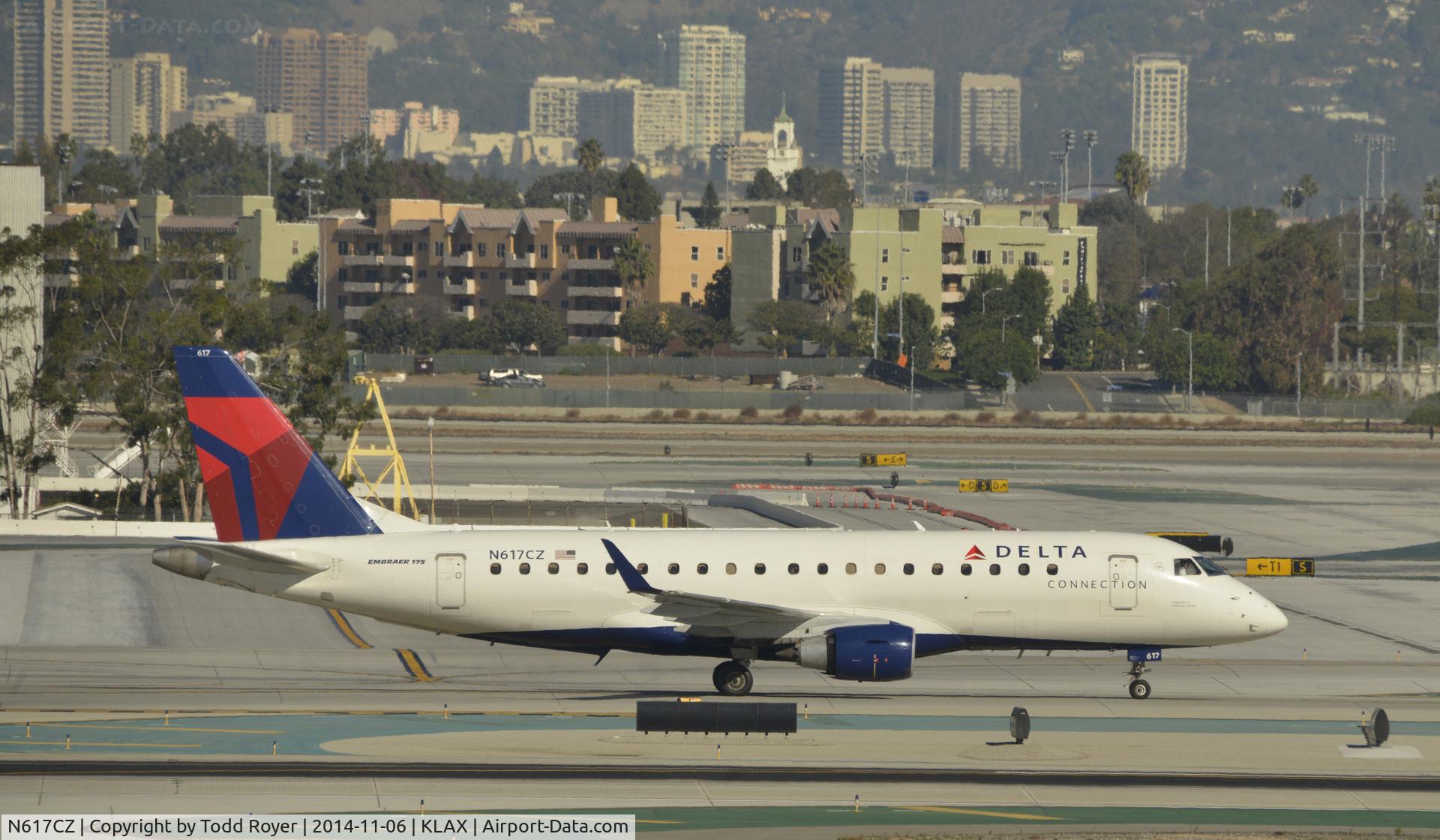 N617CZ, 2008 Embraer 175LR (ERJ-170-200LR) C/N 17000210, Taxiing to parking at LAX