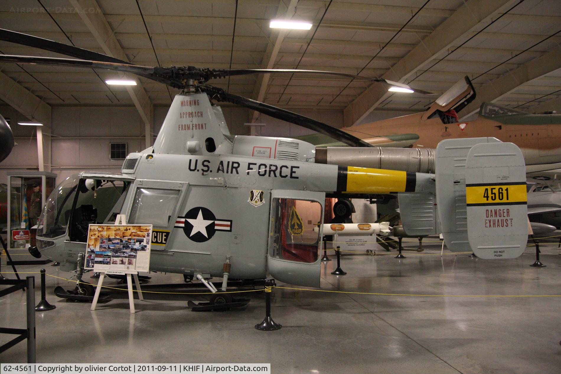 62-4561, Kaman HH-43F Huskie C/N 187, side view
