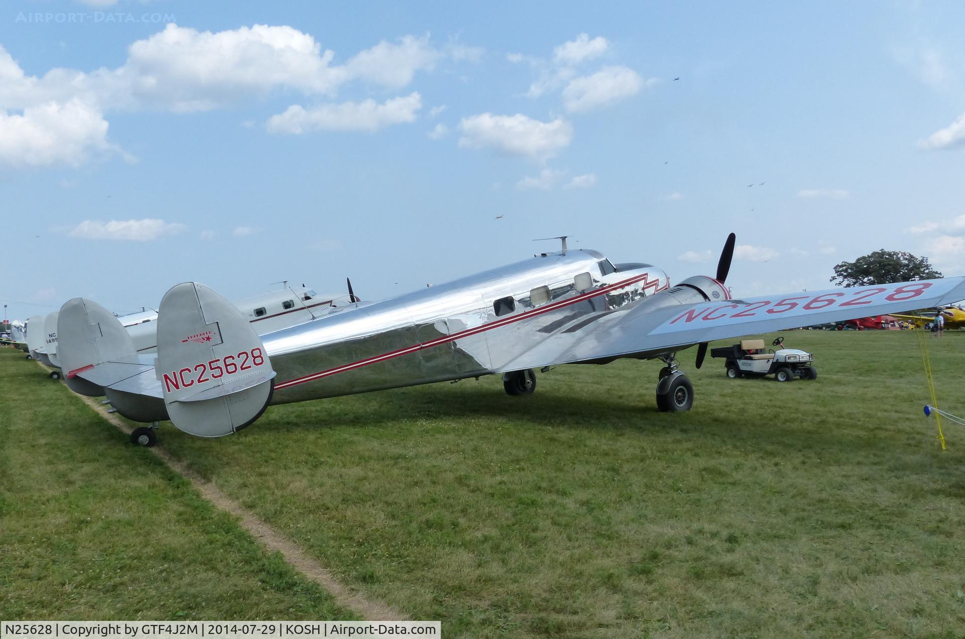N25628, 1940 Lockheed 12A Electra Junior C/N 1286, N25628   at Oshkosh 29.7.14