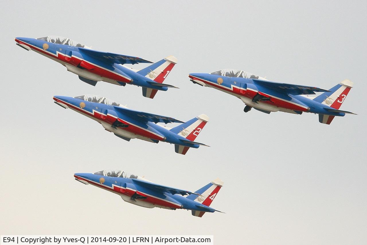 E94, Dassault-Dornier Alpha Jet E C/N E94, Dassault-Dornier Alpha Jet E (F-TERH), Athos 01 Leader of Patrouille de France 2014, Take off rwy 28, Rennes-St Jacques airport (LFRN-RNS) Air show 2014