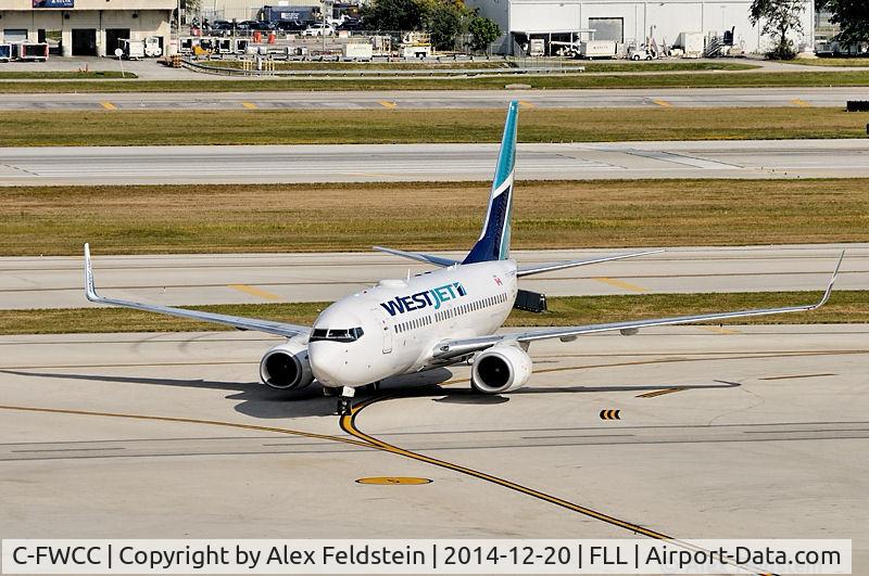 C-FWCC, 2003 Boeing 737-7CT C/N 32752, Ft. Lauderdale