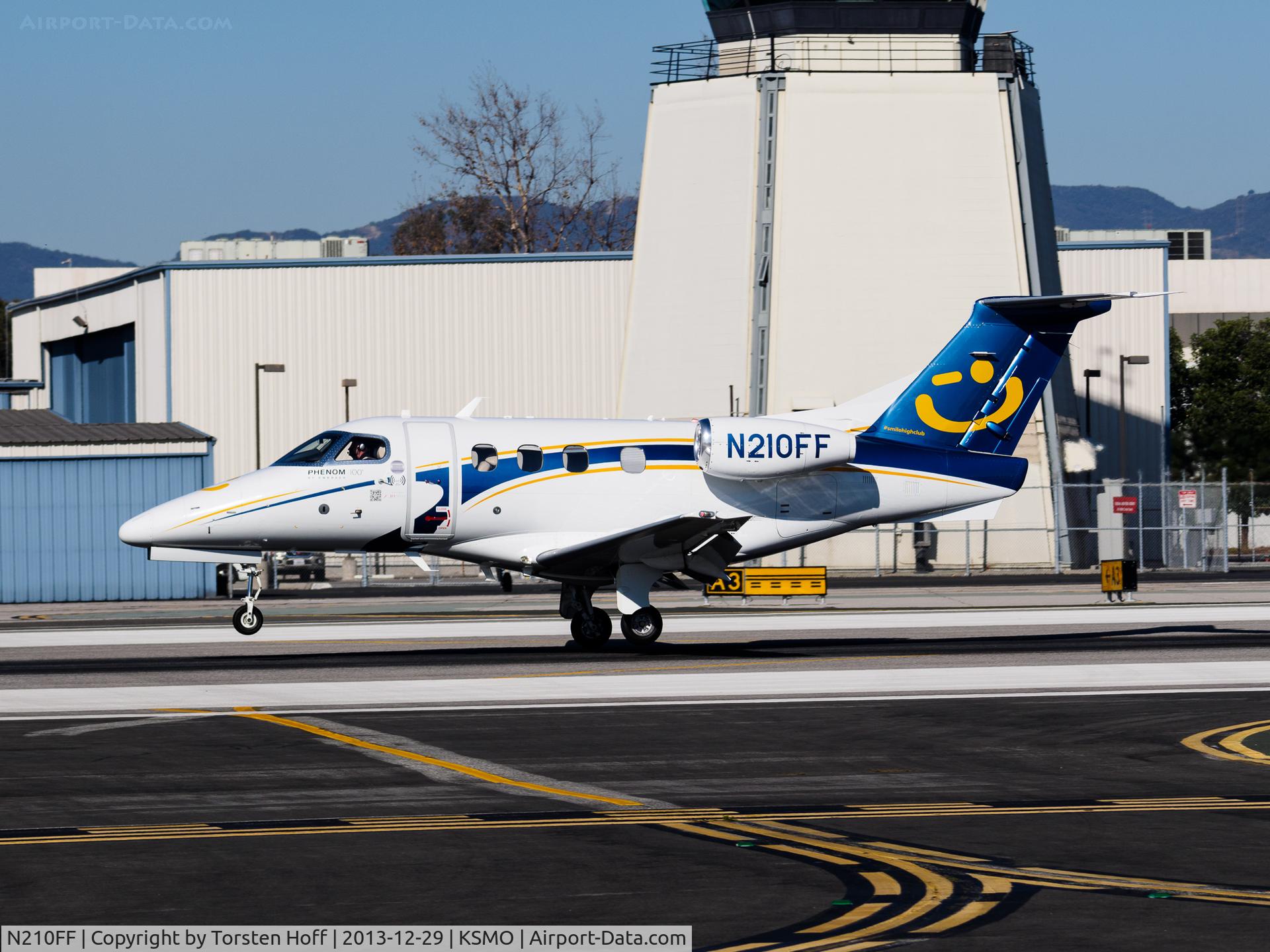 N210FF, 2009 Embraer EMB-500 Phenom 100 C/N 50000088, N210FF arriving on RWY 21