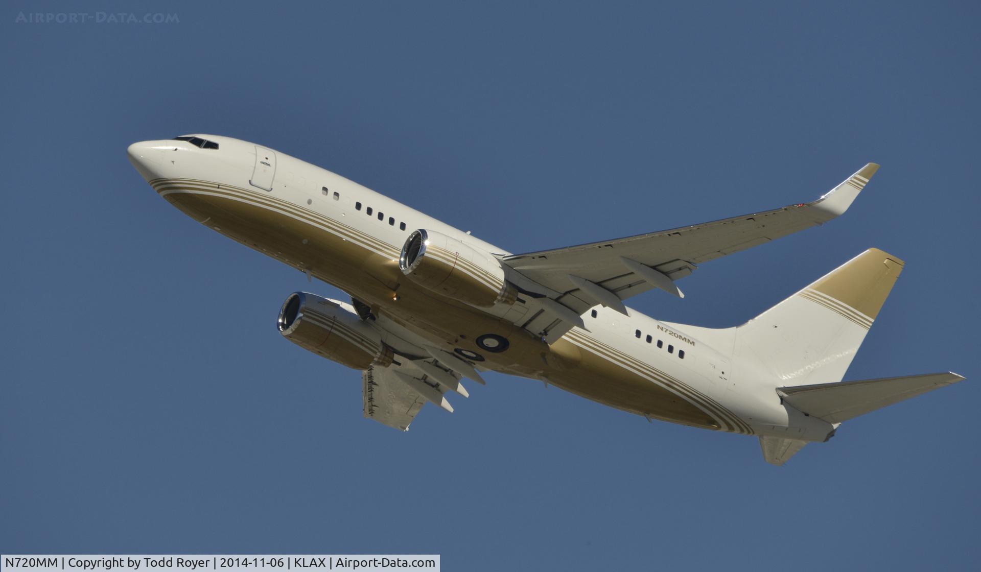 N720MM, 2001 Boeing 737-7ET C/N 33010, Departing LAX on 25L