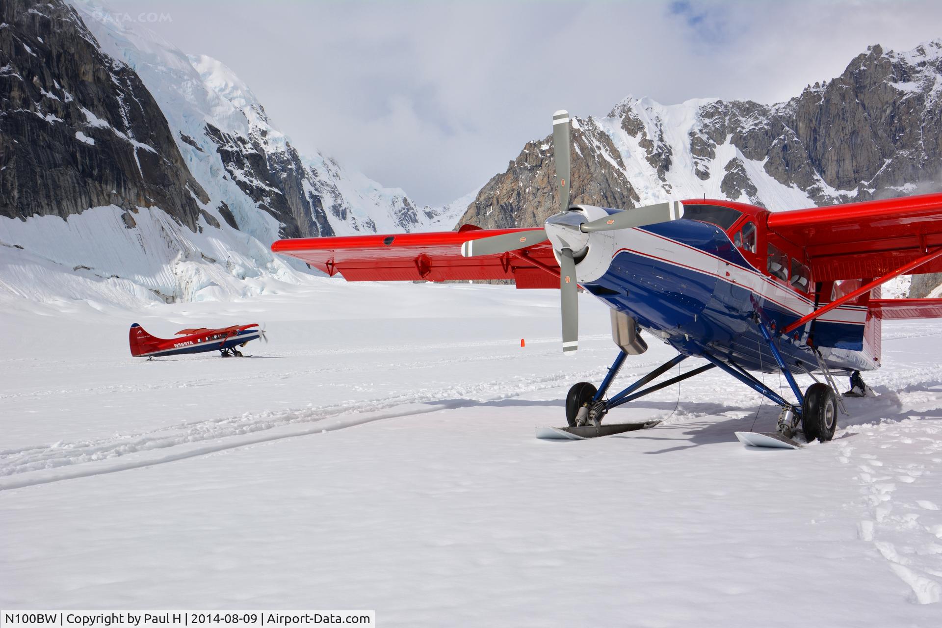 N100BW, 1954 De Havilland Canada DHC-3 Otter Otter C/N 58, At Mount McKinley with N565TA in the background