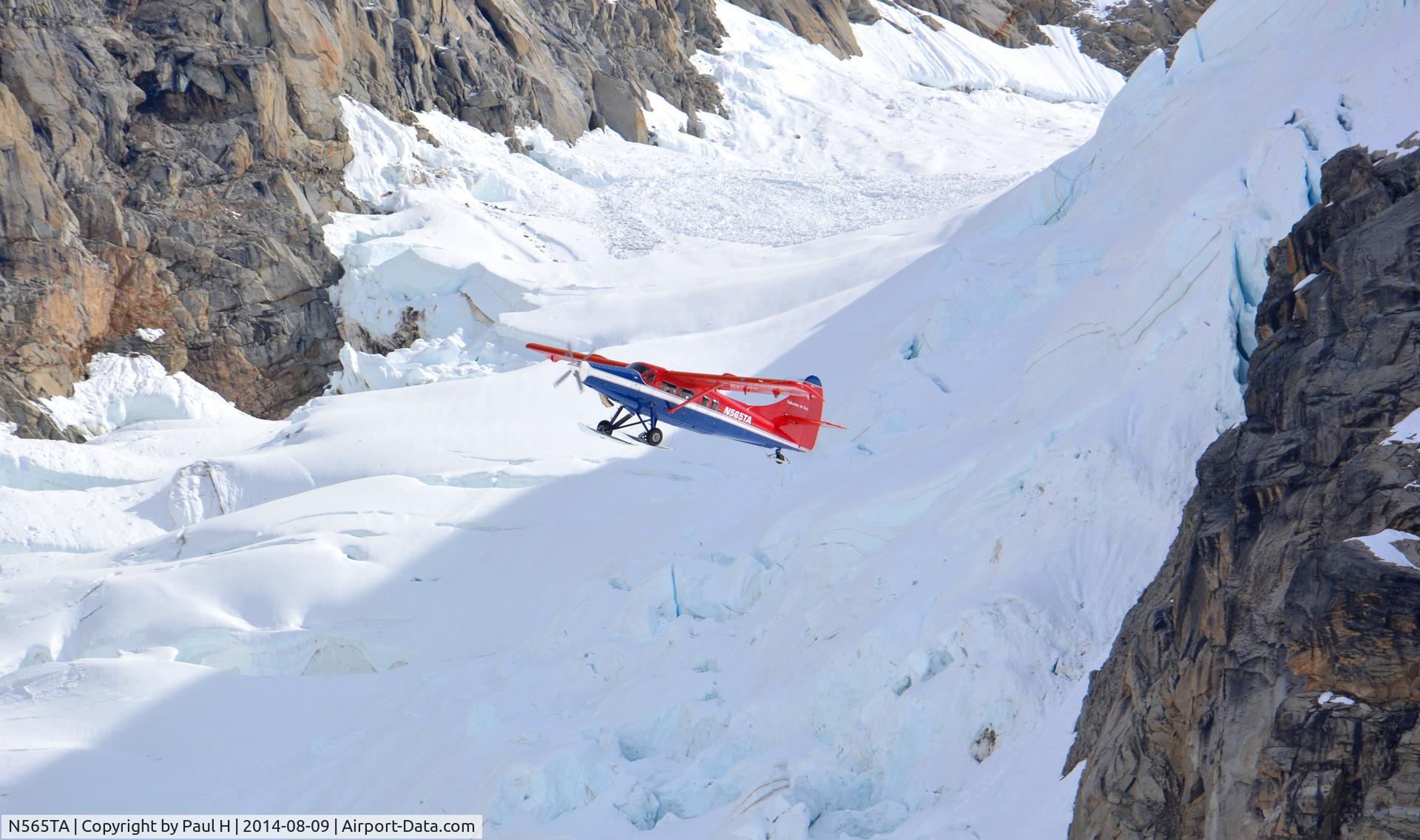 N565TA, 1954 De Havilland Canada DHC-3 Otter C/N 46, Landing at Mount McKinley