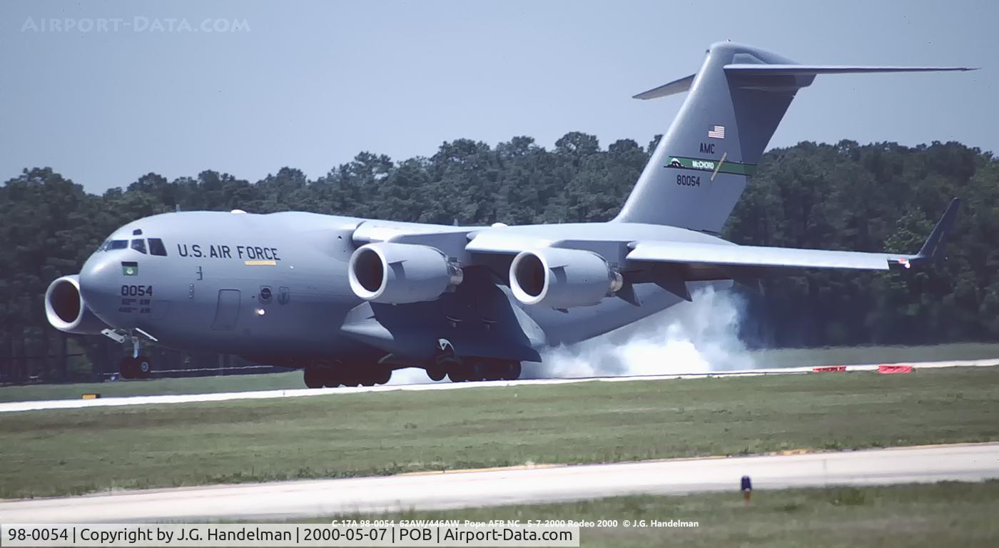 98-0054, 1998 Boeing C-17A Globemaster III C/N F-057, Burning rubber at Rodeo 2000.