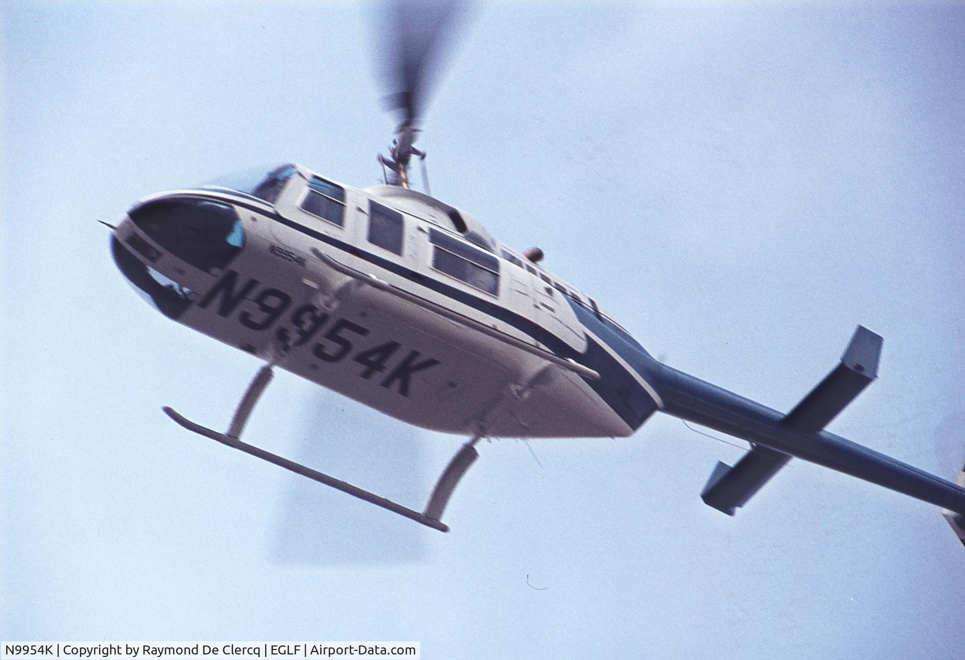 N9954K, 1976 Bell 206L-1 LongRanger II LongRanger II C/N 45029, Seen at Farnborough Airshow in september 1976.
Became D-HELF in 1983.