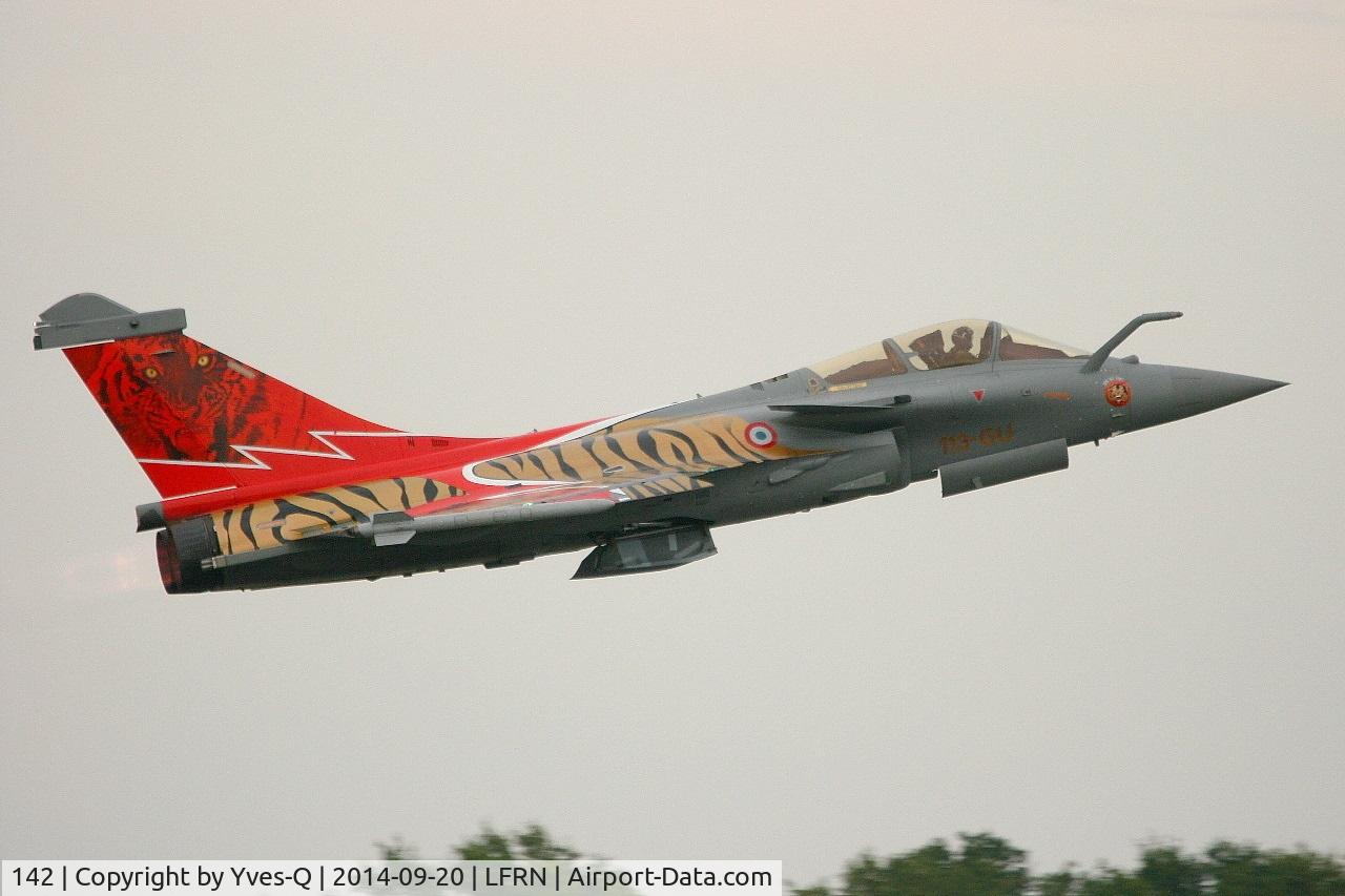 142, 2013 Dassault Rafale C C/N 142, 142 - 113-GU - French Air Force Dassault Rafale C (113-GU), Take off rwy 10, Rennes-St Jacques airport (LFRN-RNS) Air show 2014