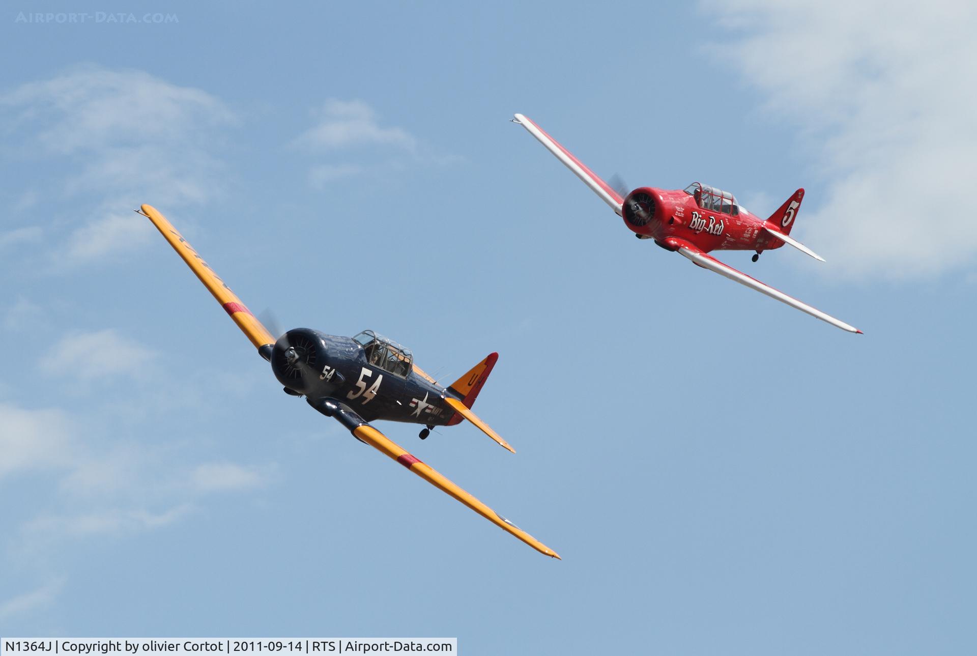N1364J, 1951 North American T-6G Texan C/N 188-71, check your six ! Reno 2011