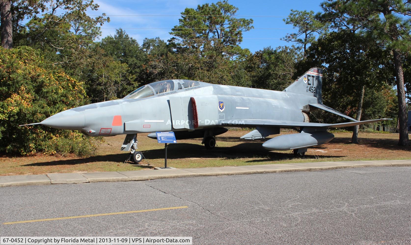 67-0452, 1967 McDonnell RF-4C-34-MC Phantom II C/N 3003, RF-4C Phantom II