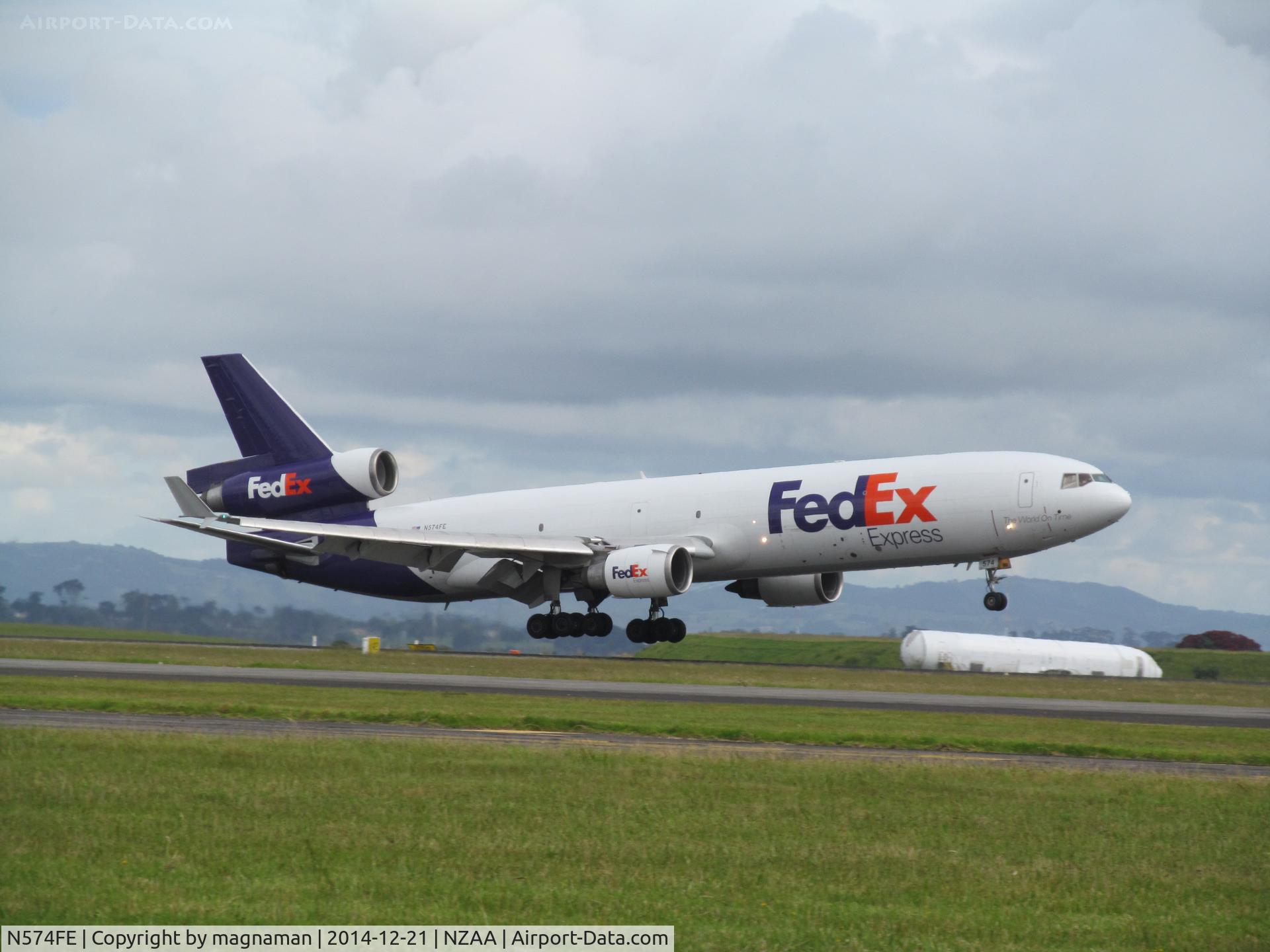 N574FE, 1991 McDonnell Douglas MD-11F C/N 48499, landing at NZ
