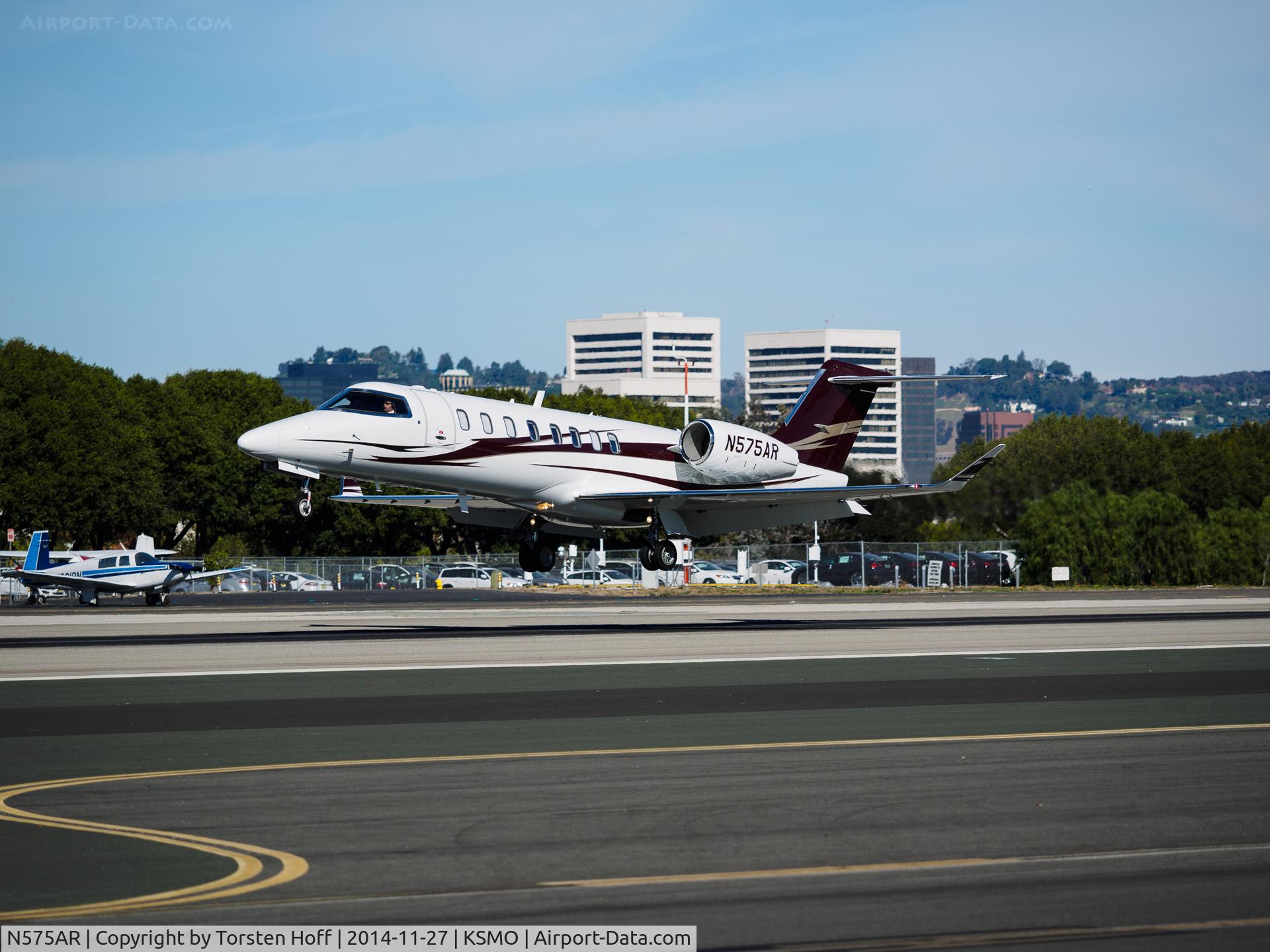 N575AR, 2013 Learjet 45 C/N 458, N575AR arriving on RWY 21