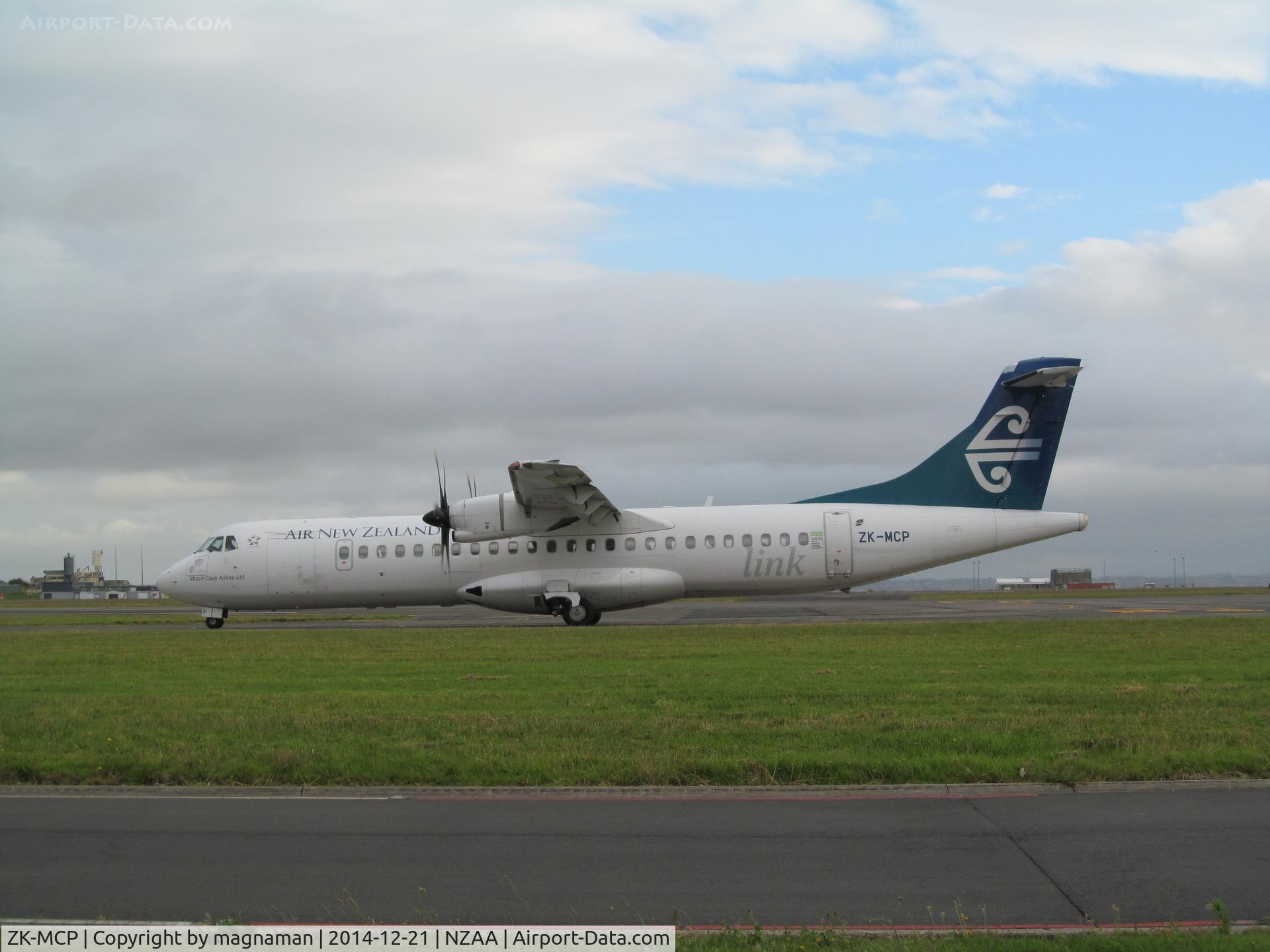 ZK-MCP, 2000 ATR 72-212A C/N 630, on taxyway