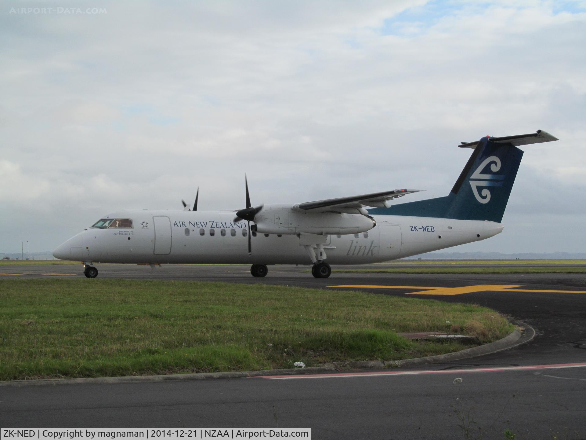 ZK-NED, 2005 De Havilland Canada DHC-8-311 Dash 8 C/N 617, taxying for departure