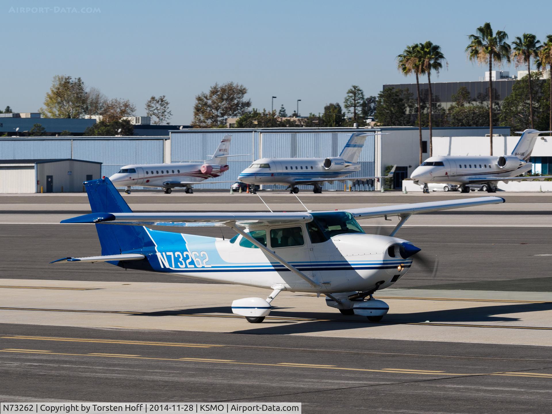 N73262, 1976 Cessna 172M C/N 17267342, N73262 taxiing