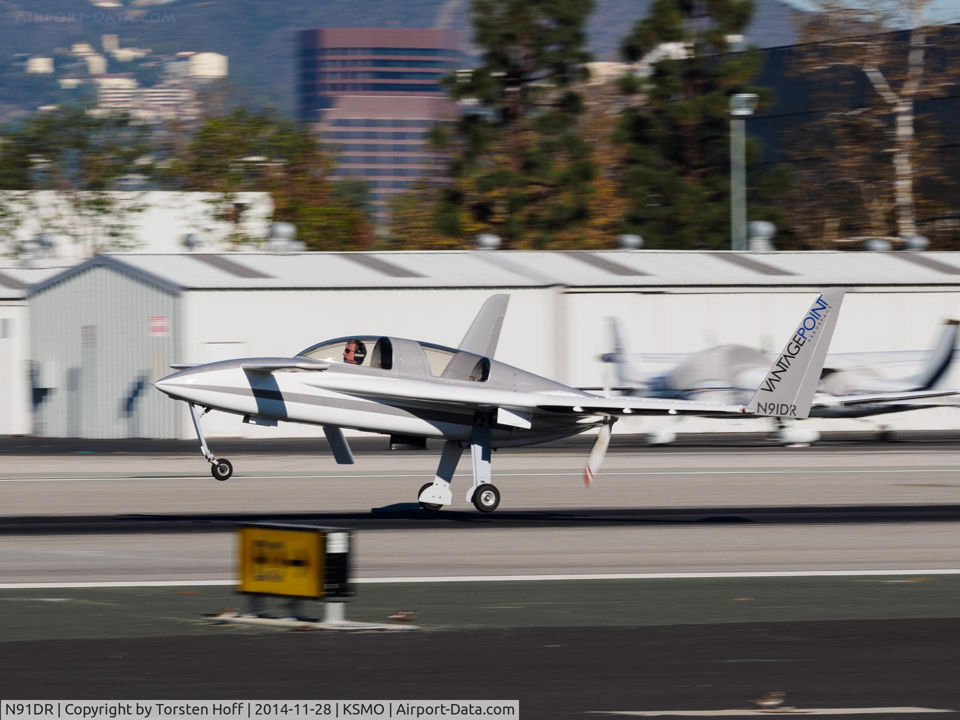 N91DR, 2003 Berkut 360 C/N 001, N91DR arriving on RWY 2