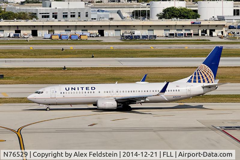 N76529, 2010 Boeing 737-824 C/N 31652, Ft. Lauderdale