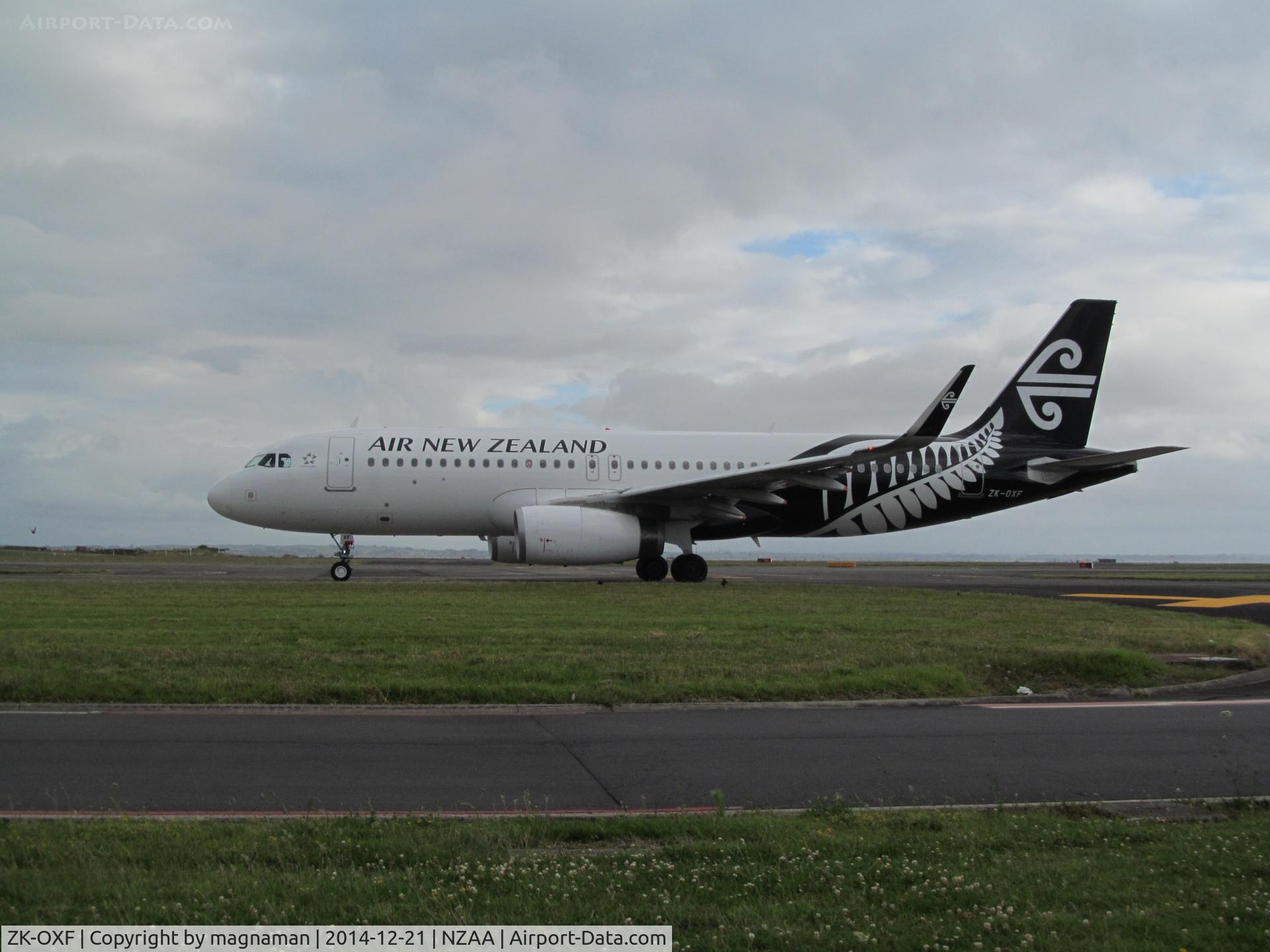 ZK-OXF, 2014 Airbus A320-232 C/N 6182, taxi for departure