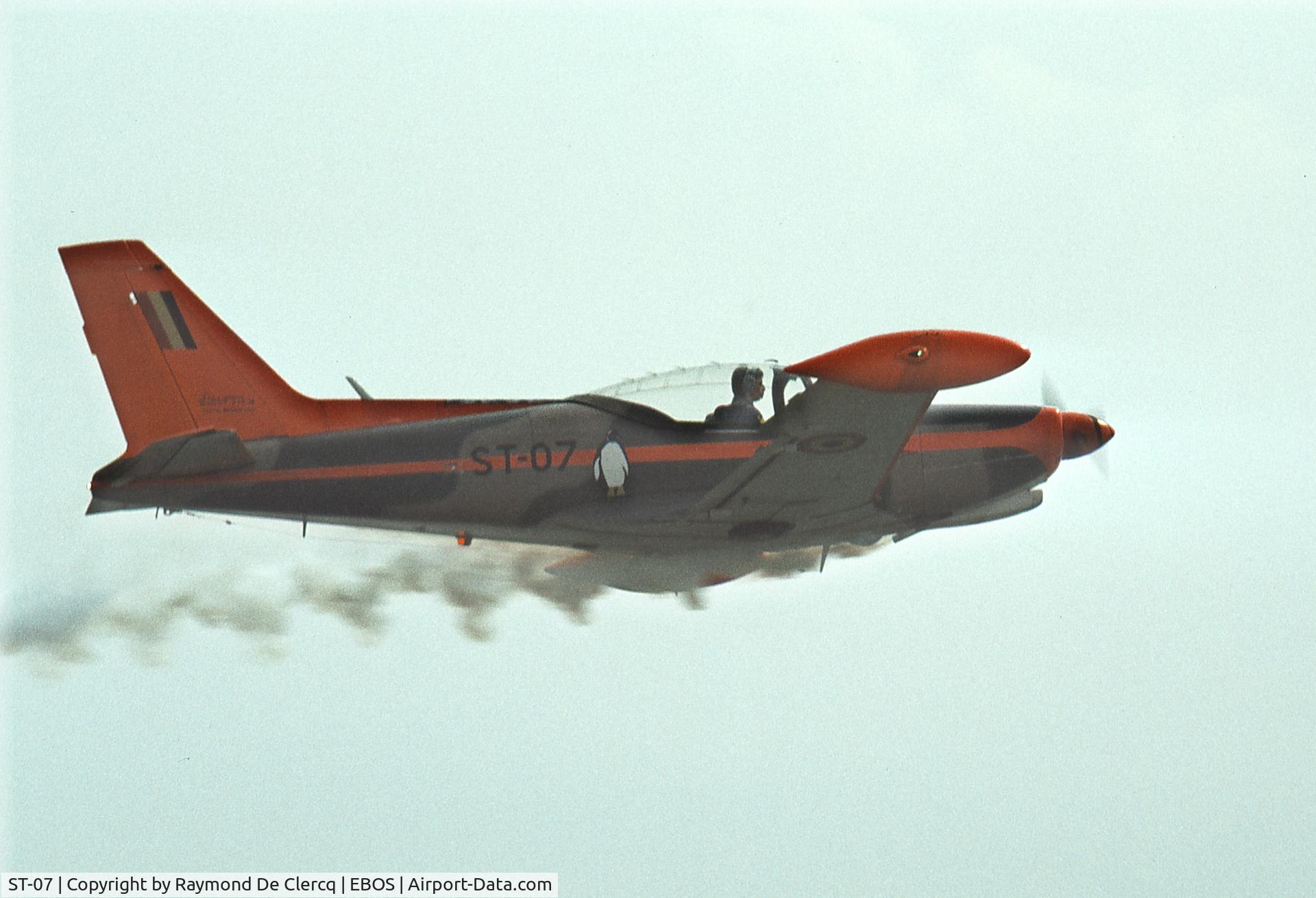 ST-07, SIAI-Marchetti SF-260MB C/N 10-07, Airshow Ostend in mid-seventies.