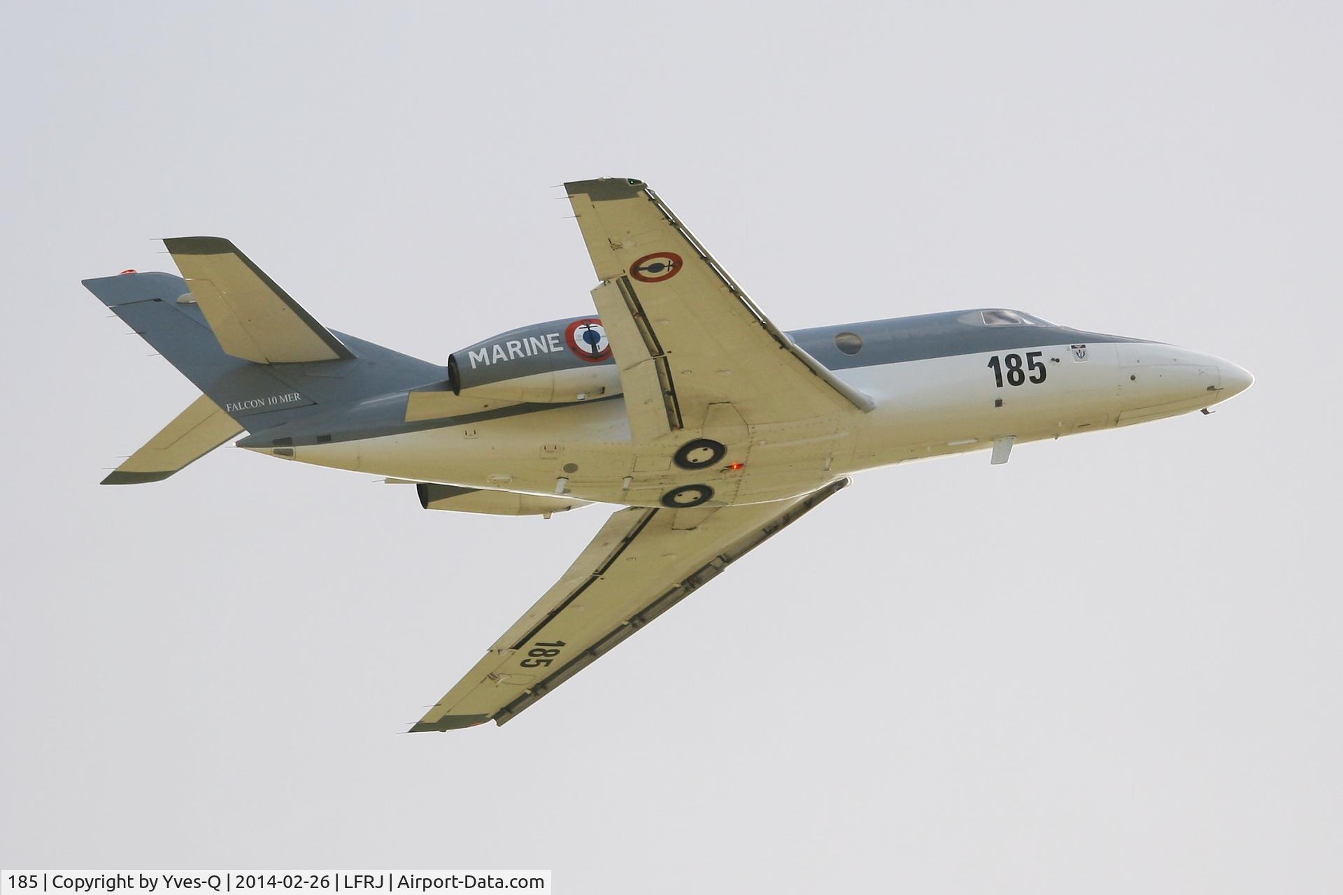 185, Dassault Falcon 10MER C/N 185, Dassault Falcon 10MER, Take off rwy 26, Landivisiau Naval Air Base (LFRJ)