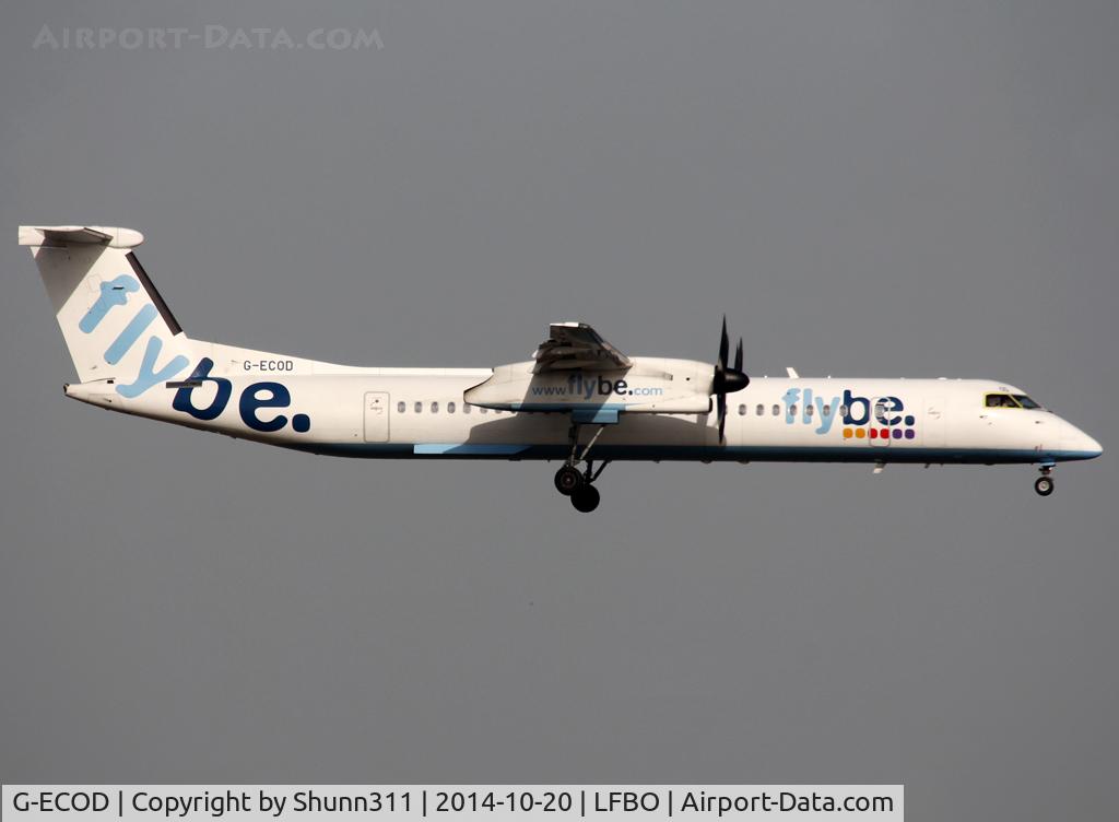 G-ECOD, 2008 De Havilland Canada DHC-8-402Q Dash 8 C/N 4206, Landing rwy 14L